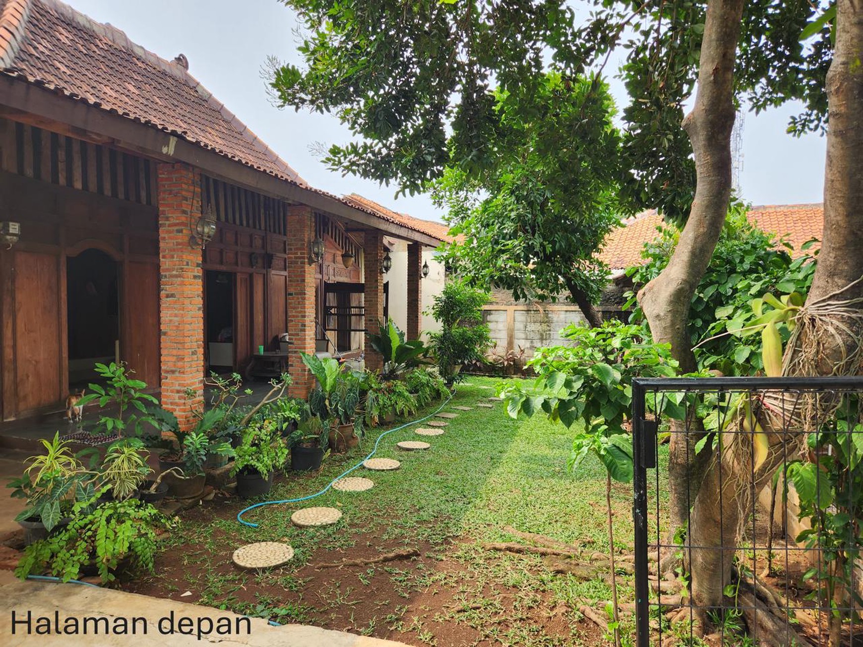 Rumah Luas Siap Huni dengan Hunian Nyaman dan Asri di @Ciputat