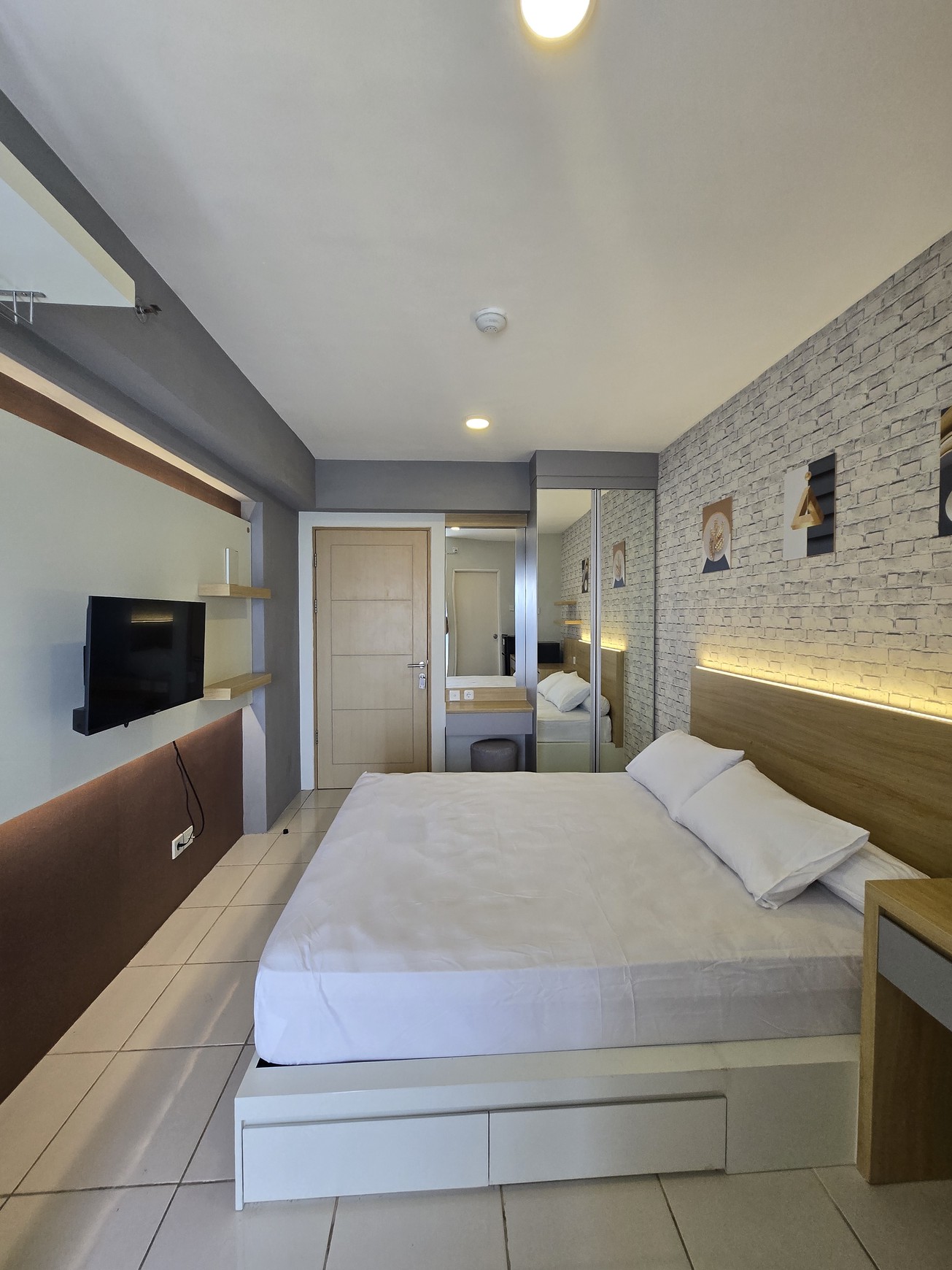 Dijual Apartemen studio Educity Stanford Surabaya Timur