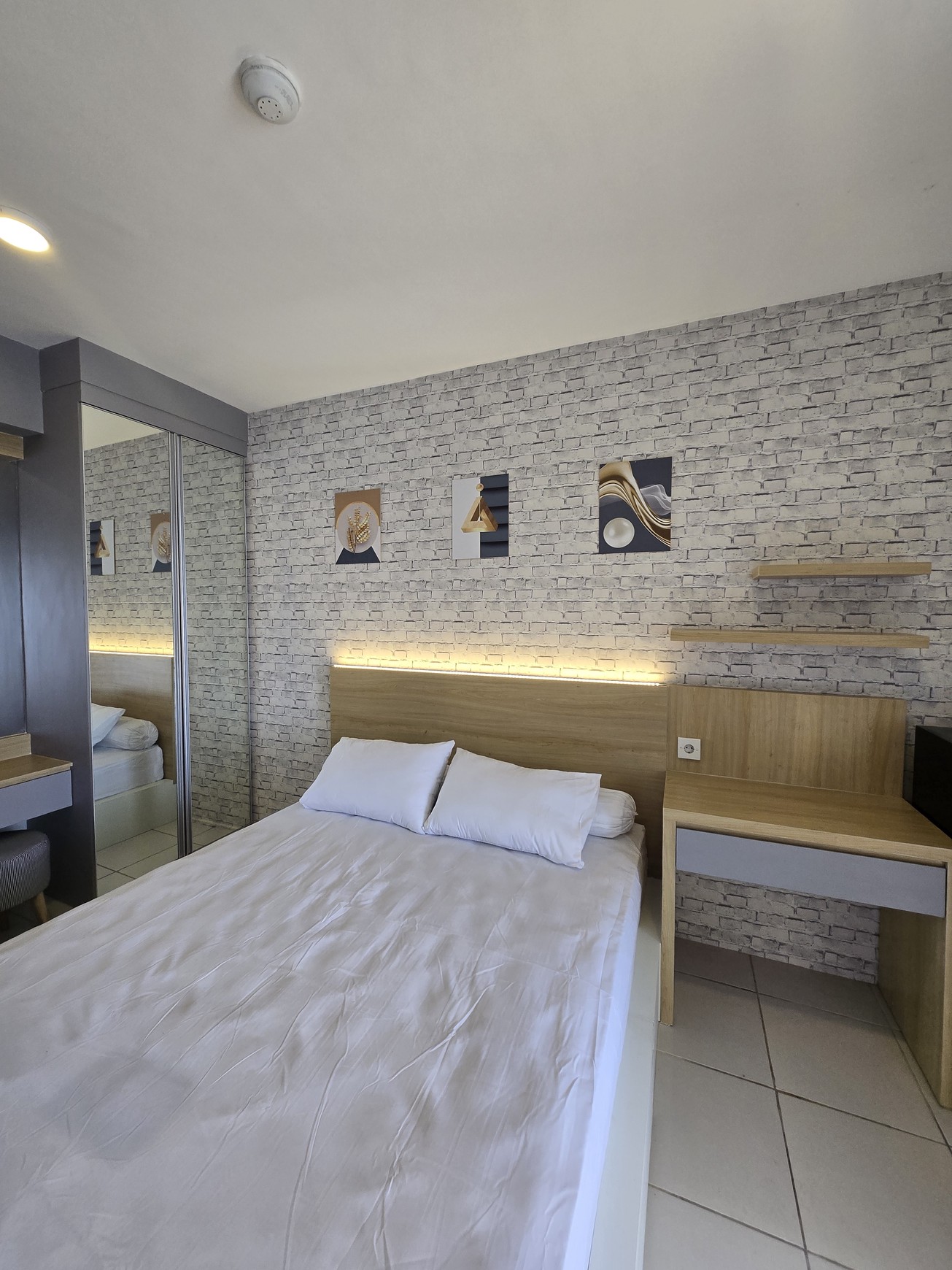 Dijual Apartemen studio Educity Stanford Surabaya Timur