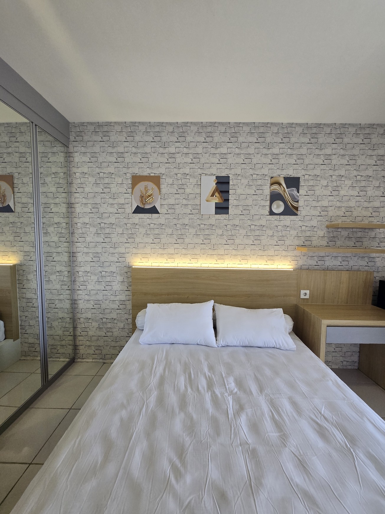 Dijual Apartemen studio Educity Stanford Surabaya Timur