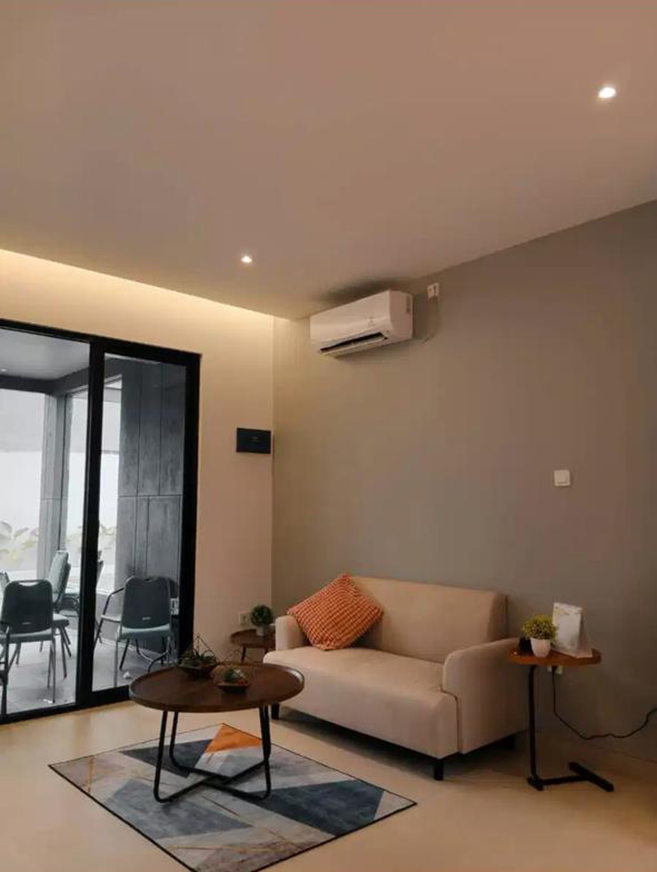 Rumah 2 Lantai Siap Huni Dalam Cluster SHM @Ciputat