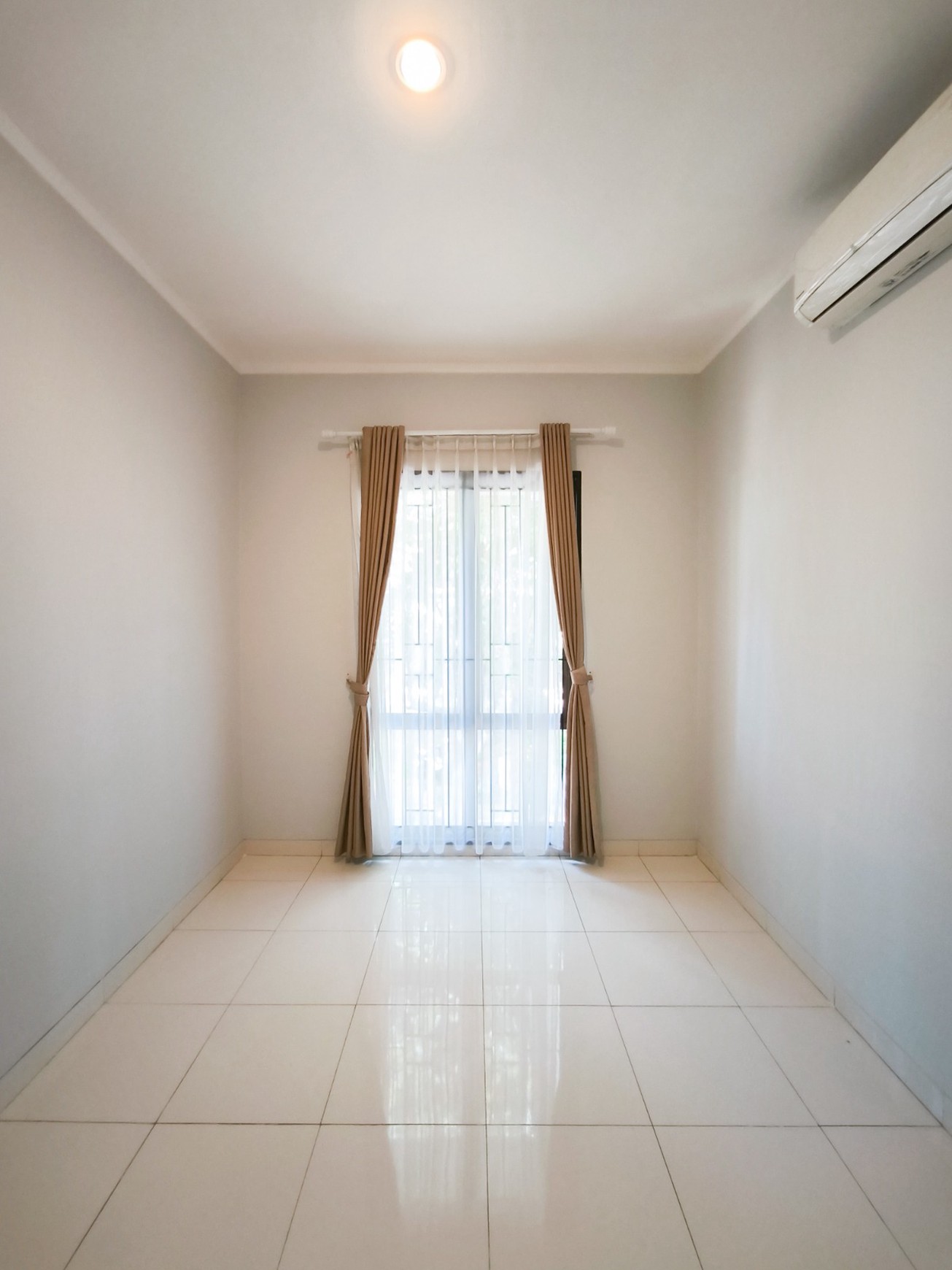 Rumah Murah siap huni di Discovery Bintaro