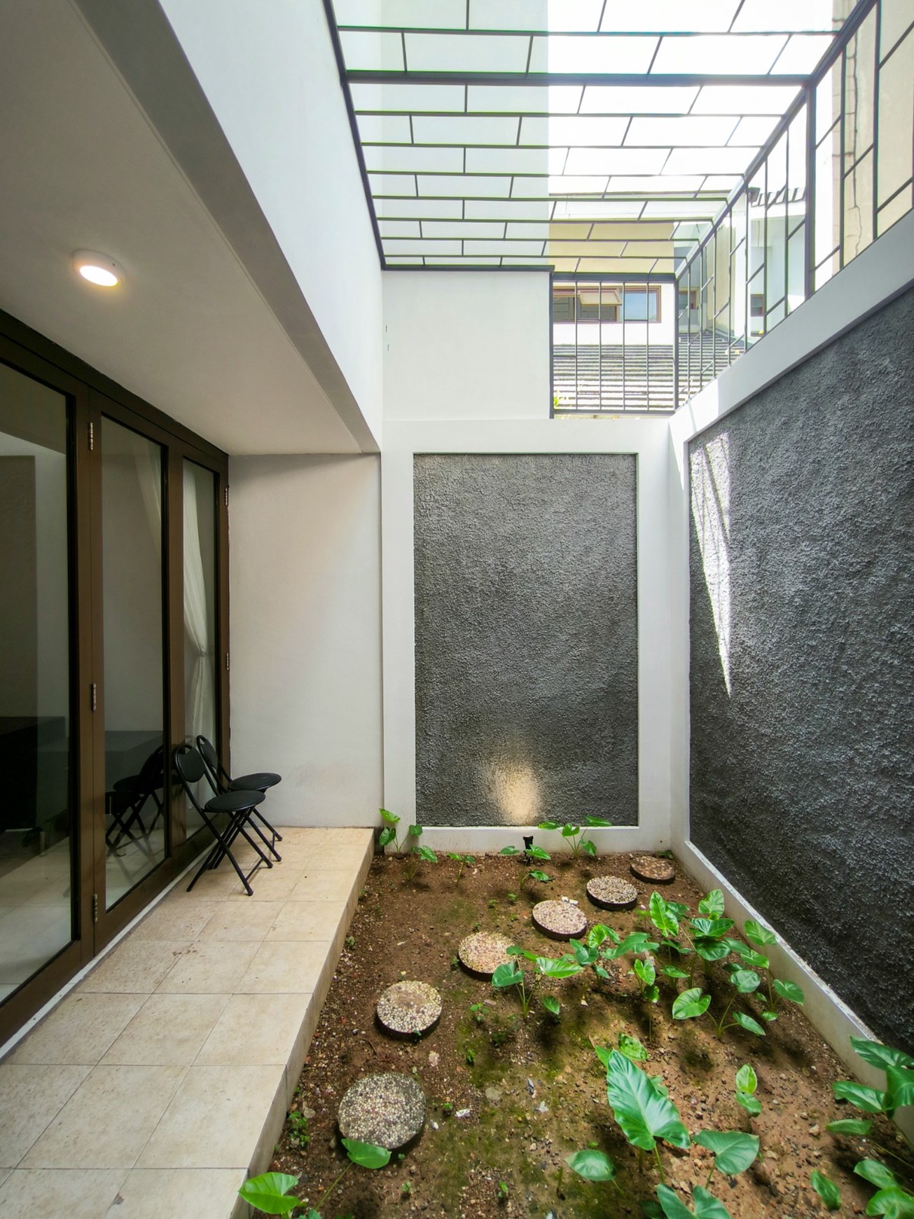 Rumah Murah siap huni di Discovery Bintaro