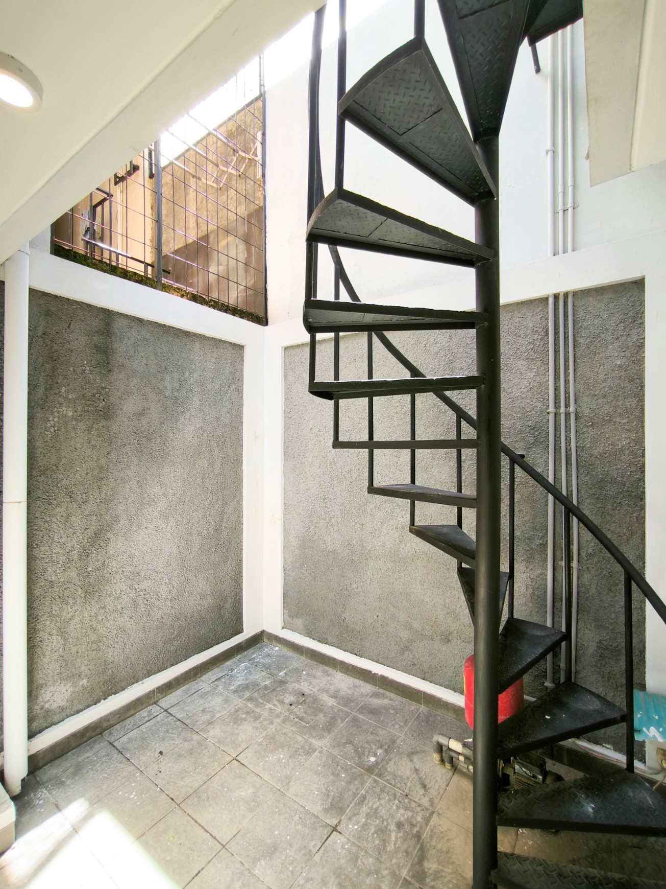 Rumah Murah siap huni di Discovery Bintaro