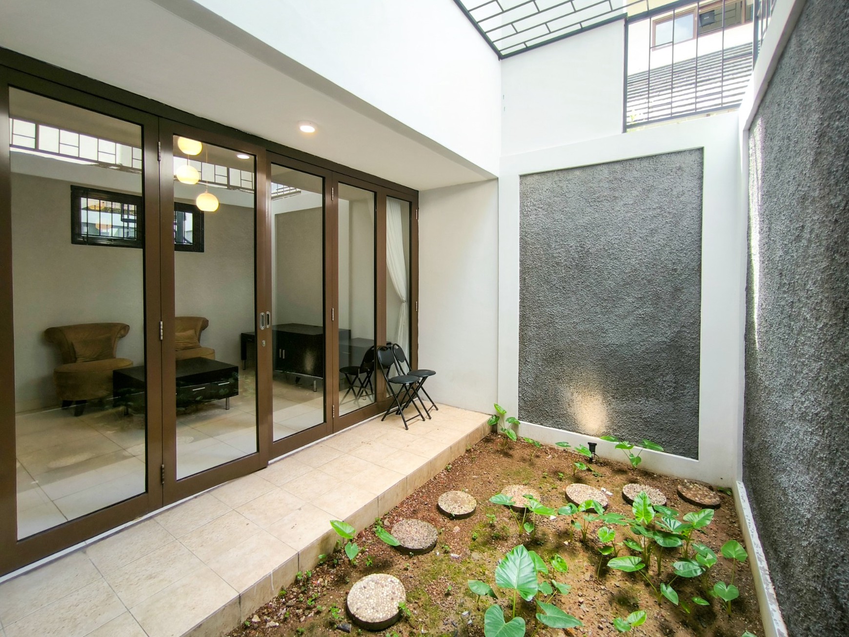 Rumah Murah siap huni di Discovery Bintaro