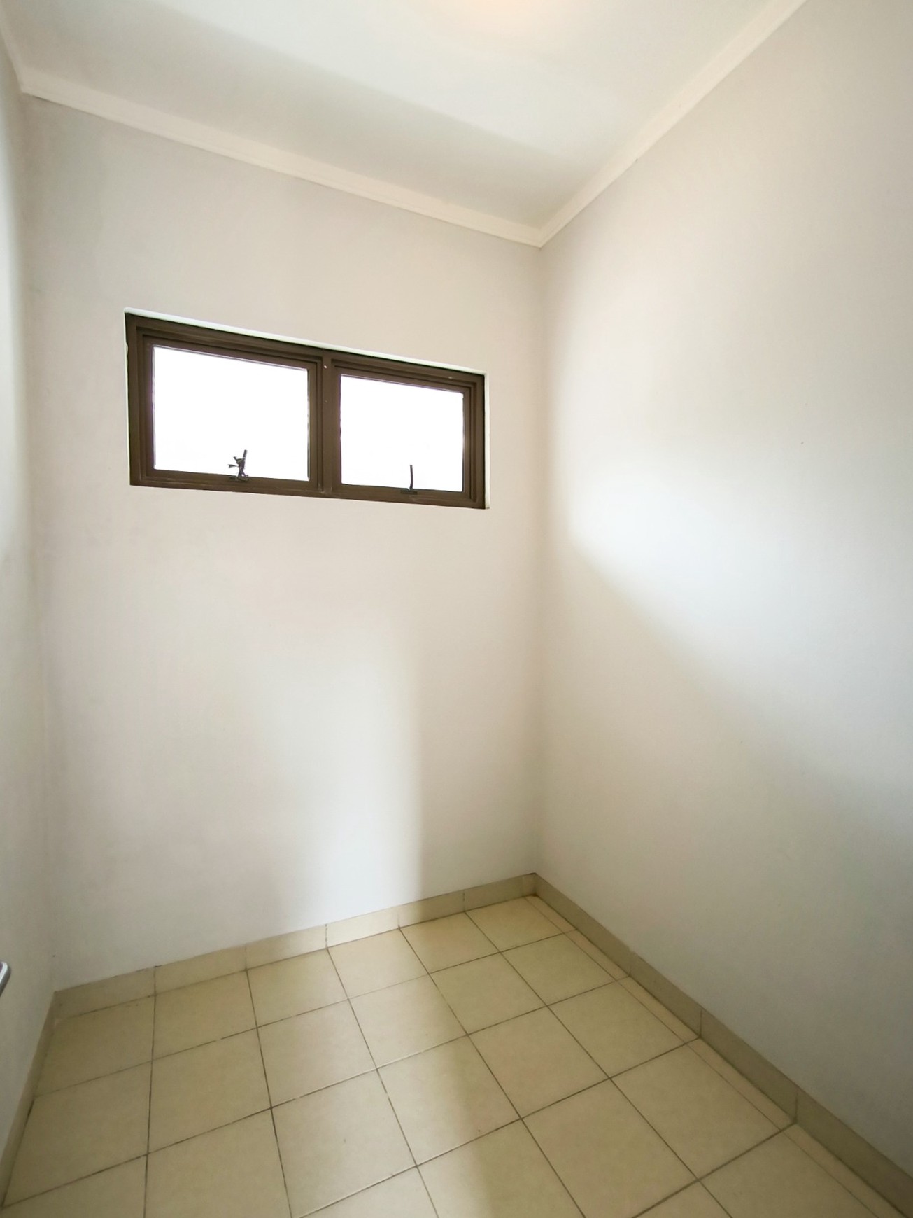 Rumah Murah siap huni di Discovery Bintaro