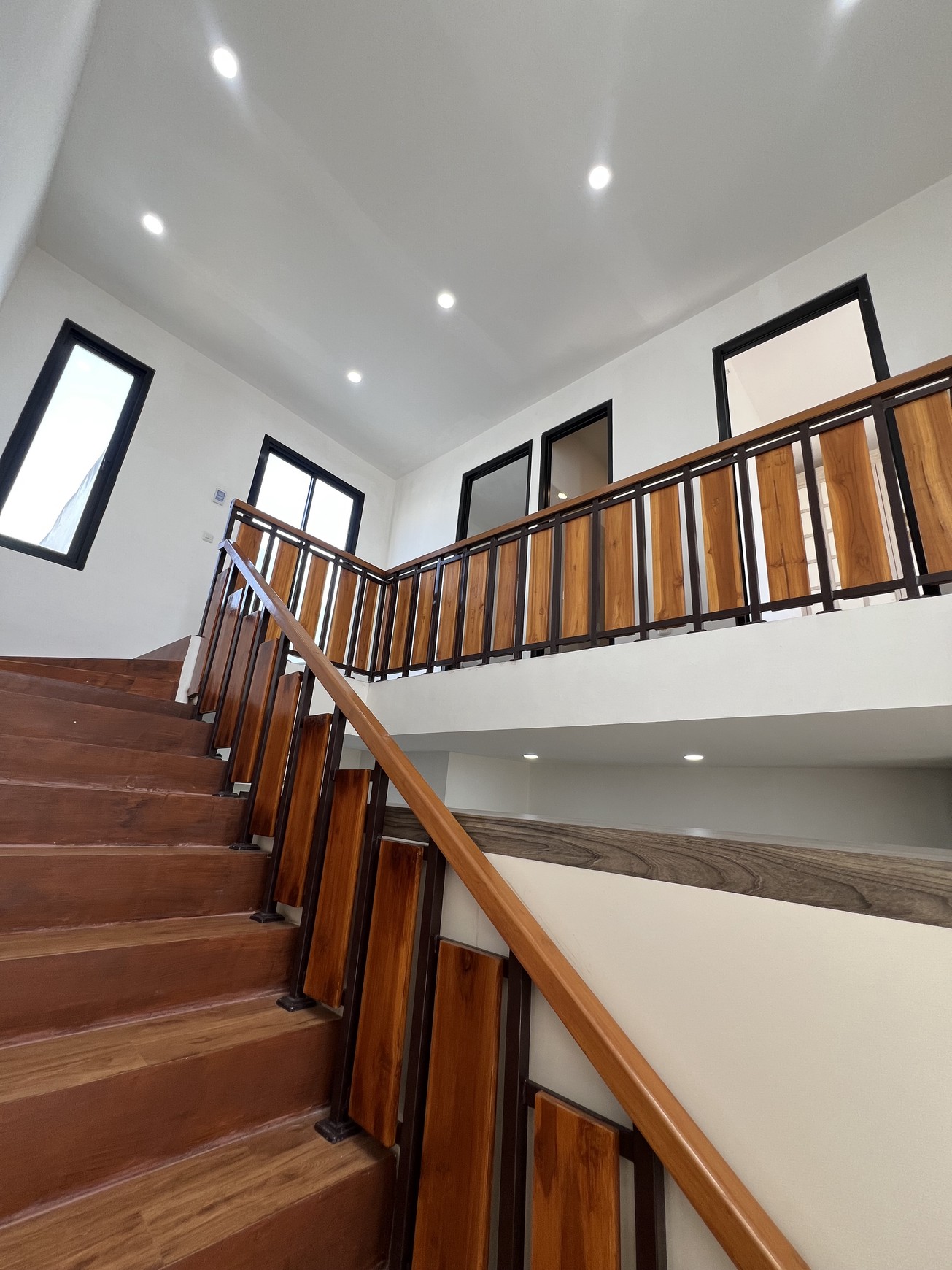 dijual rumah murah di menganti