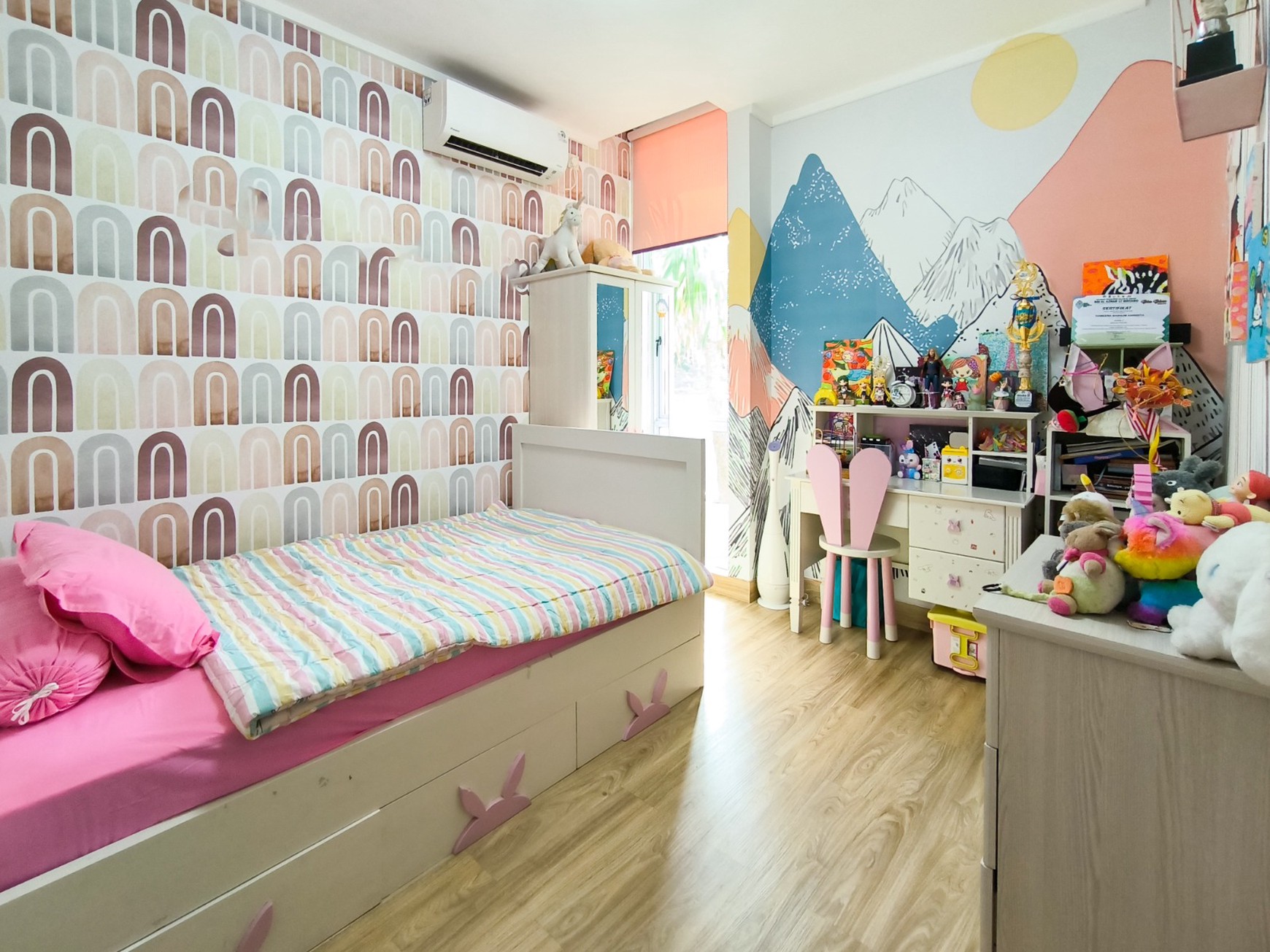 Rumah Modern dan cantik, sudah renov di Discovery Aluvia Bintaro