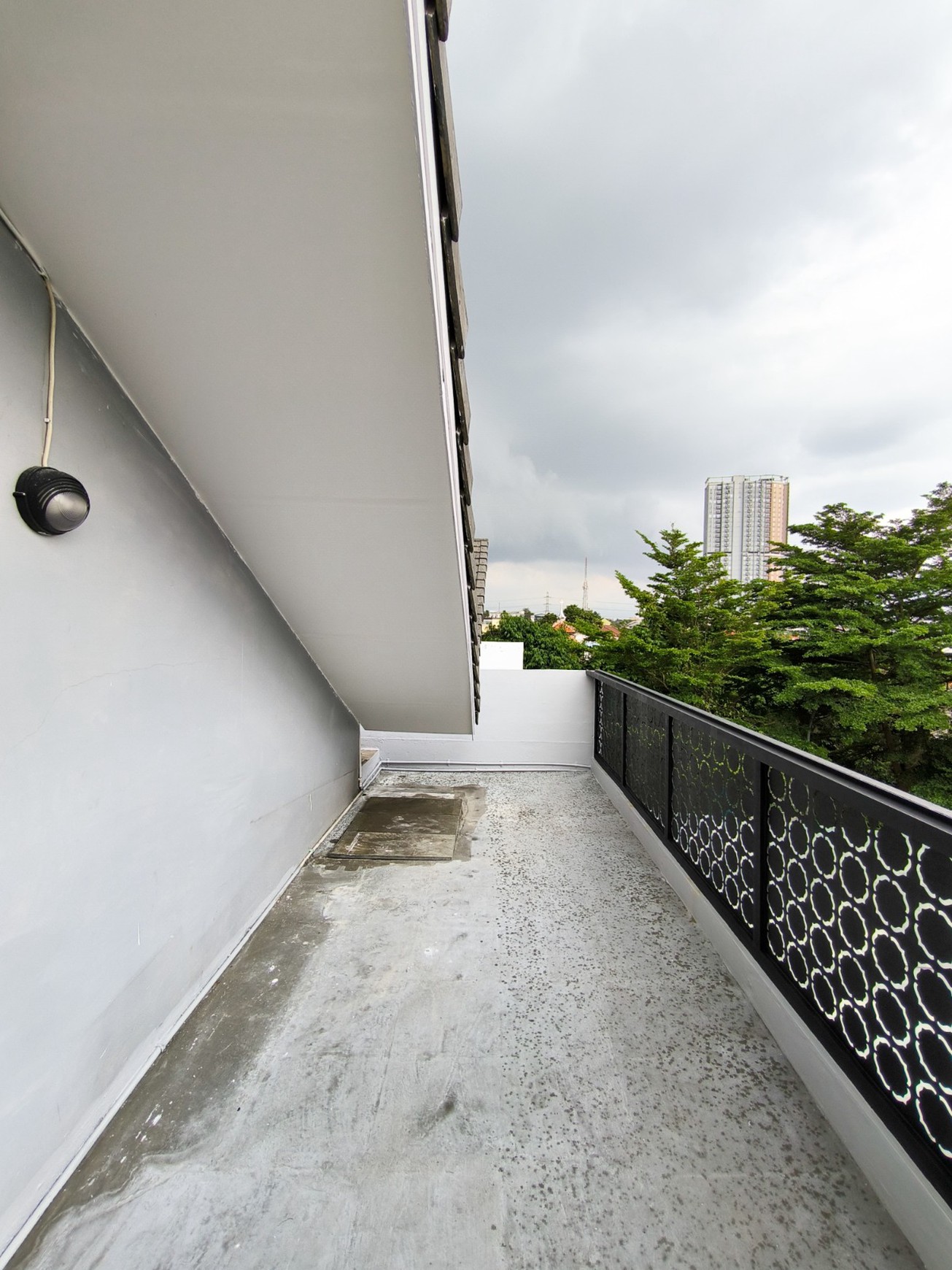 Rumah Modern dan cantik, sudah renov di Discovery Aluvia Bintaro