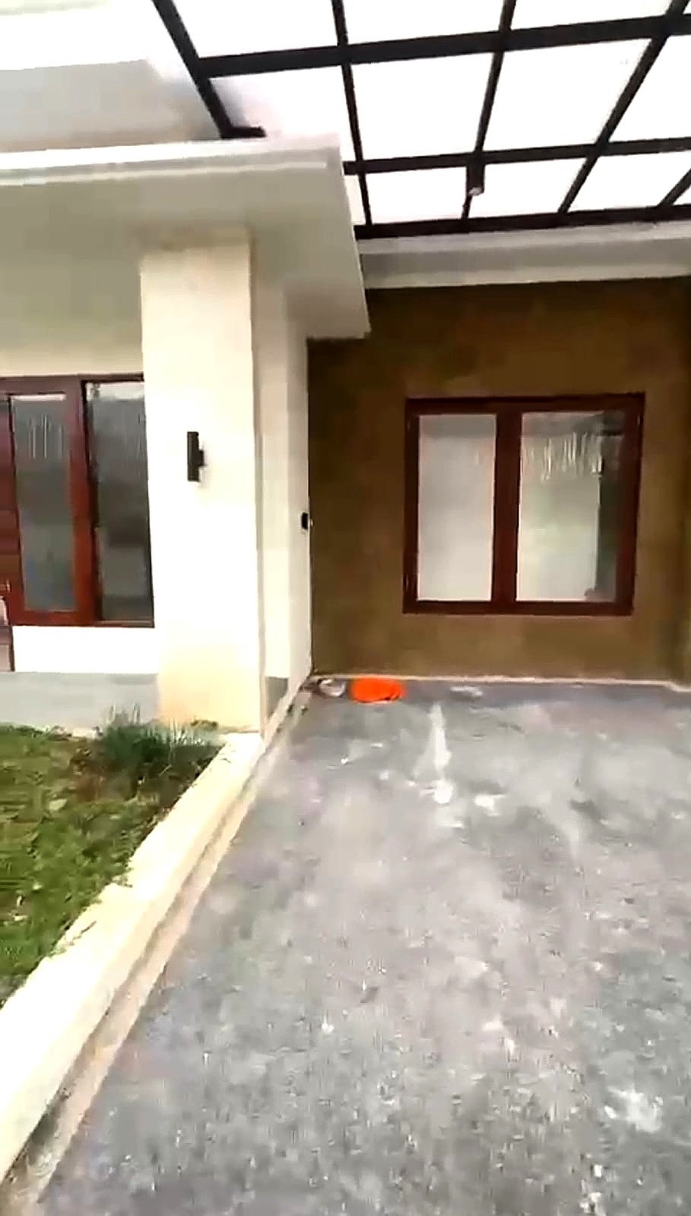 Disewakan Rumah Mewah Dalam Perum Lokasi Dekat Wisata Pantai Kuta, Badung, Bali