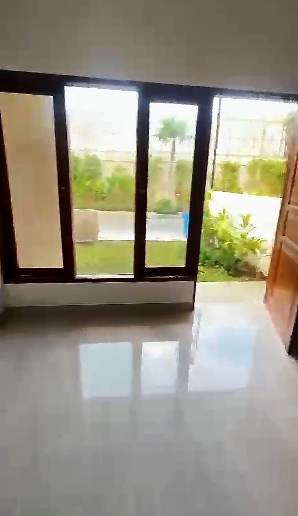 Disewakan Rumah Mewah Dalam Perum Lokasi Dekat Wisata Pantai Kuta, Badung, Bali