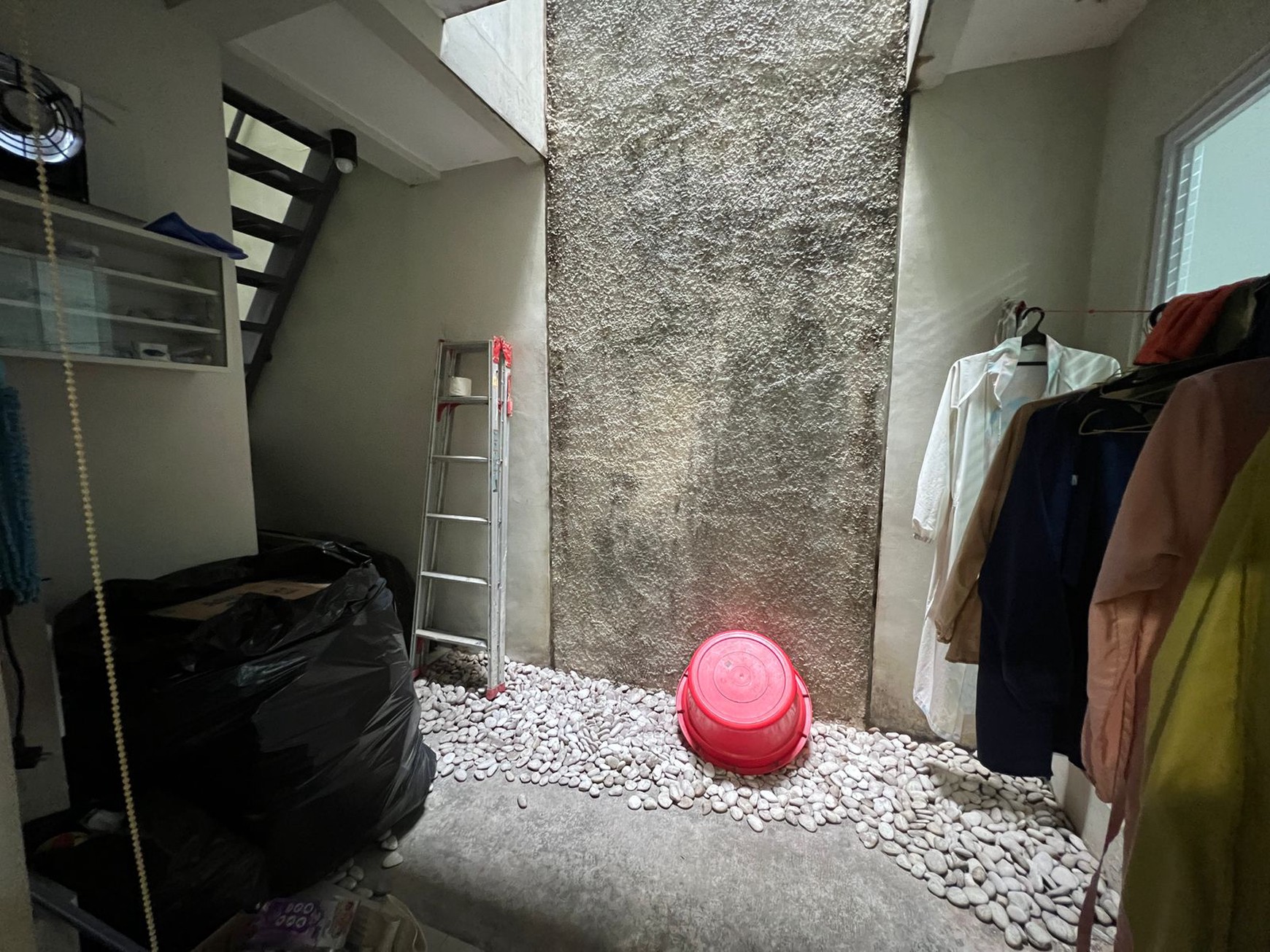 Dijual Cepat Rumah cocok klinik ,dekat kampus STAN n bnyk jajan di Bintaro Jaya 5