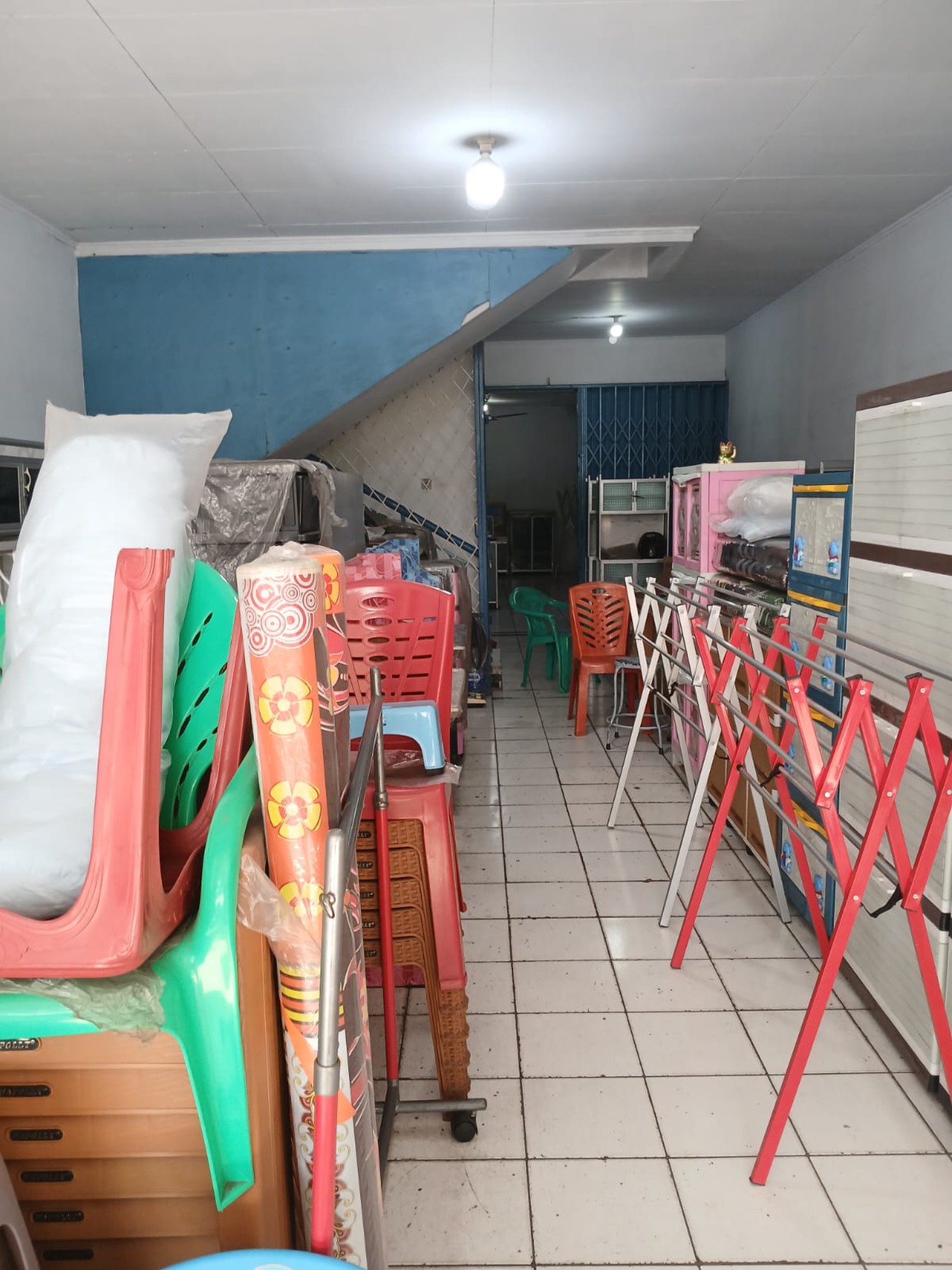 Di Sewa Ruko Siap Pakai 1½ Lantai Lokasi Strategis @Graha Raya