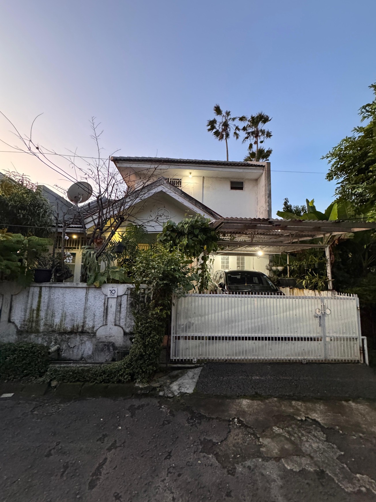 Rumah di Bintaro Jaya Sektor 5 Siap Huni SHM