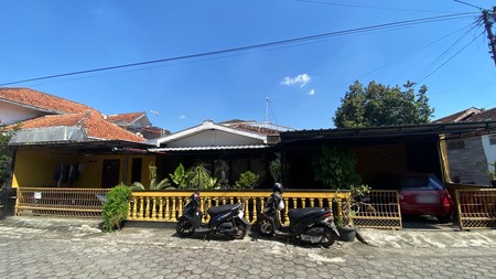 Rumah Dalam Perum Lokasi Dekat JEC Banguntapan Bantul