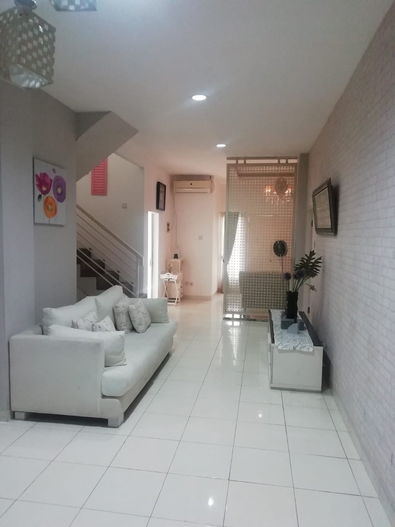 Rumah Full Furnished 2½ Lantai KT 5 KM 4 @Bintaro -Sektor 5