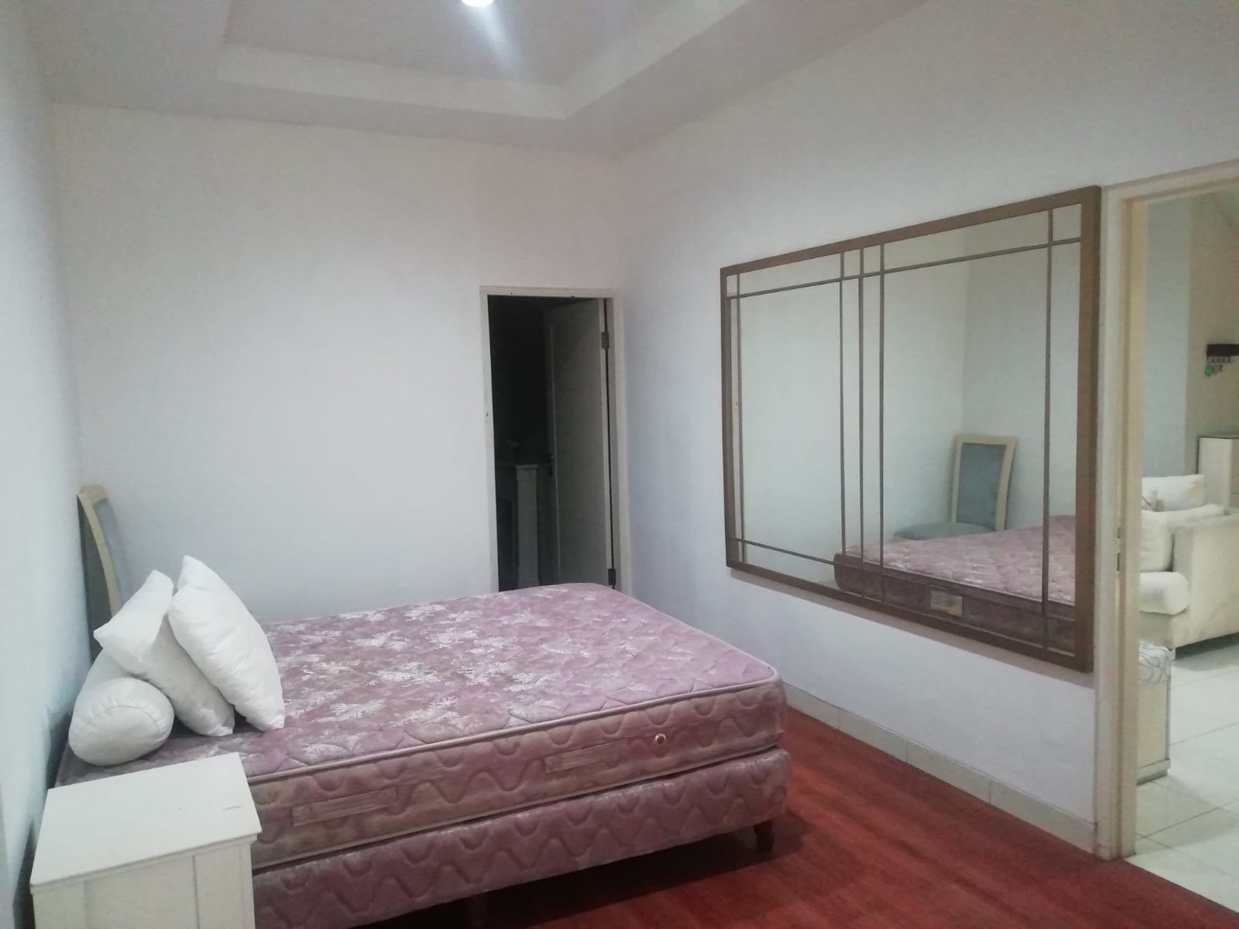 Rumah Full Furnished 2½ Lantai KT 5 KM 4 @Bintaro -Sektor 5