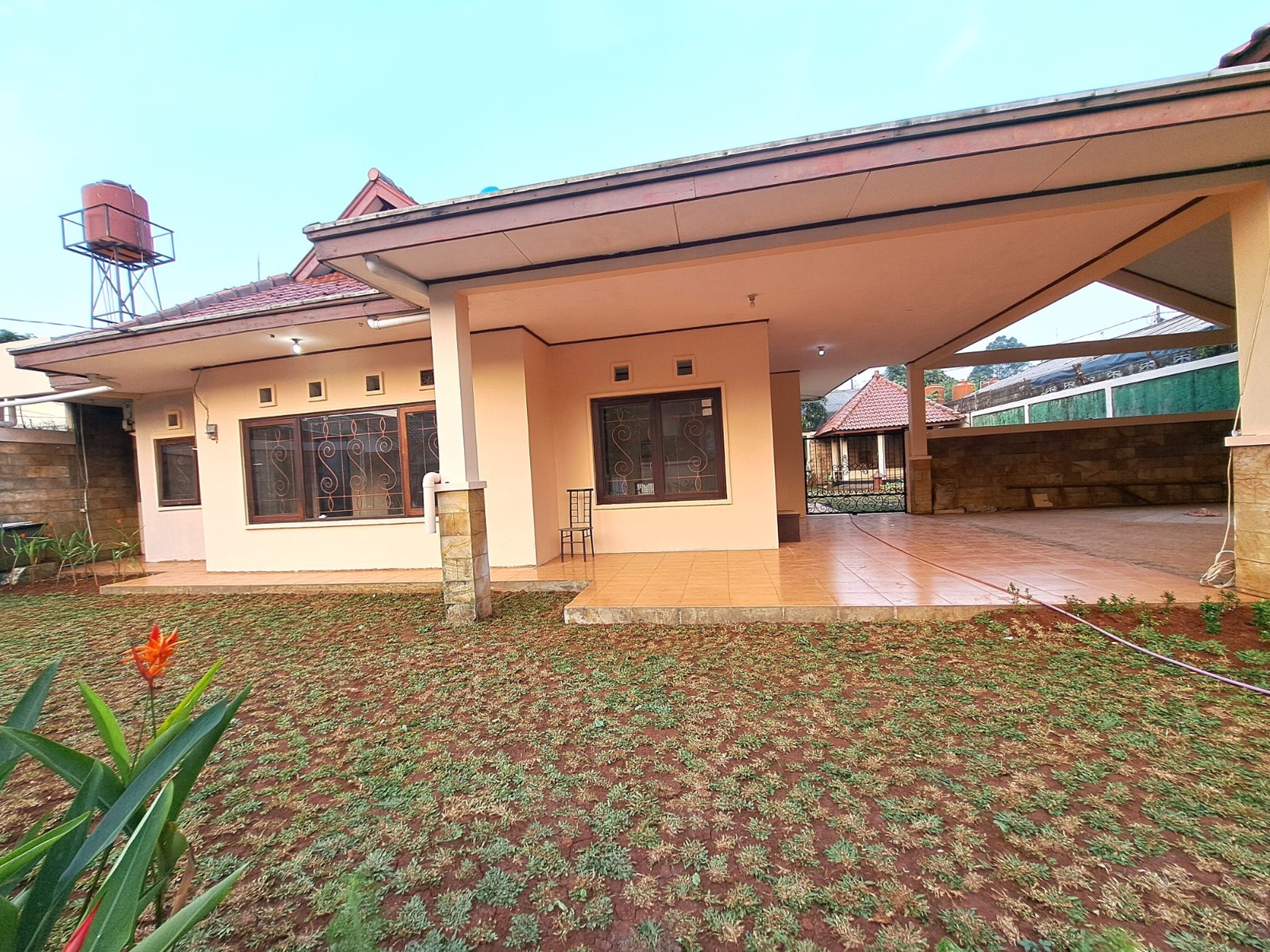 Lebak bulus cirendeu luas 630 rumah hitung tanah dekat aneka buana