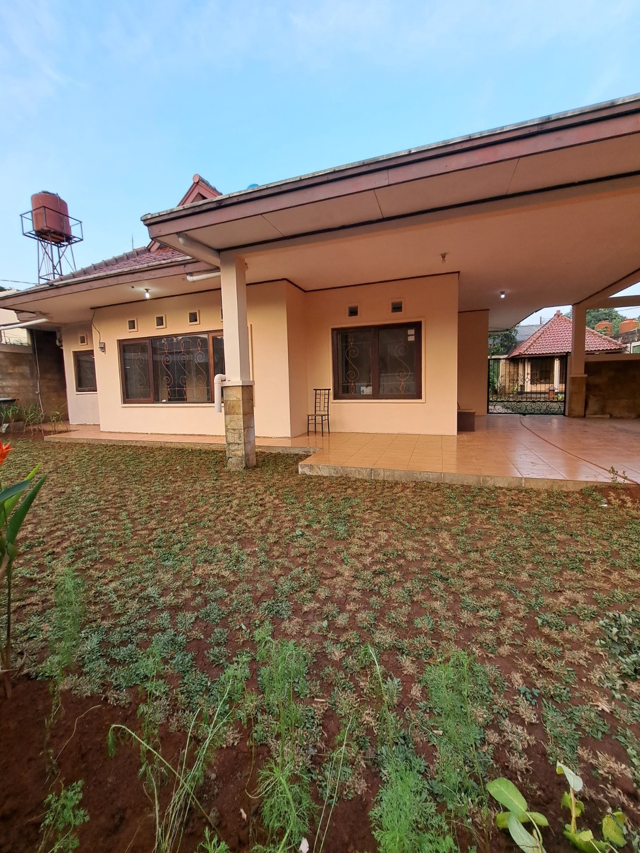 Lebak bulus cirendeu luas 630 rumah hitung tanah dekat aneka buana