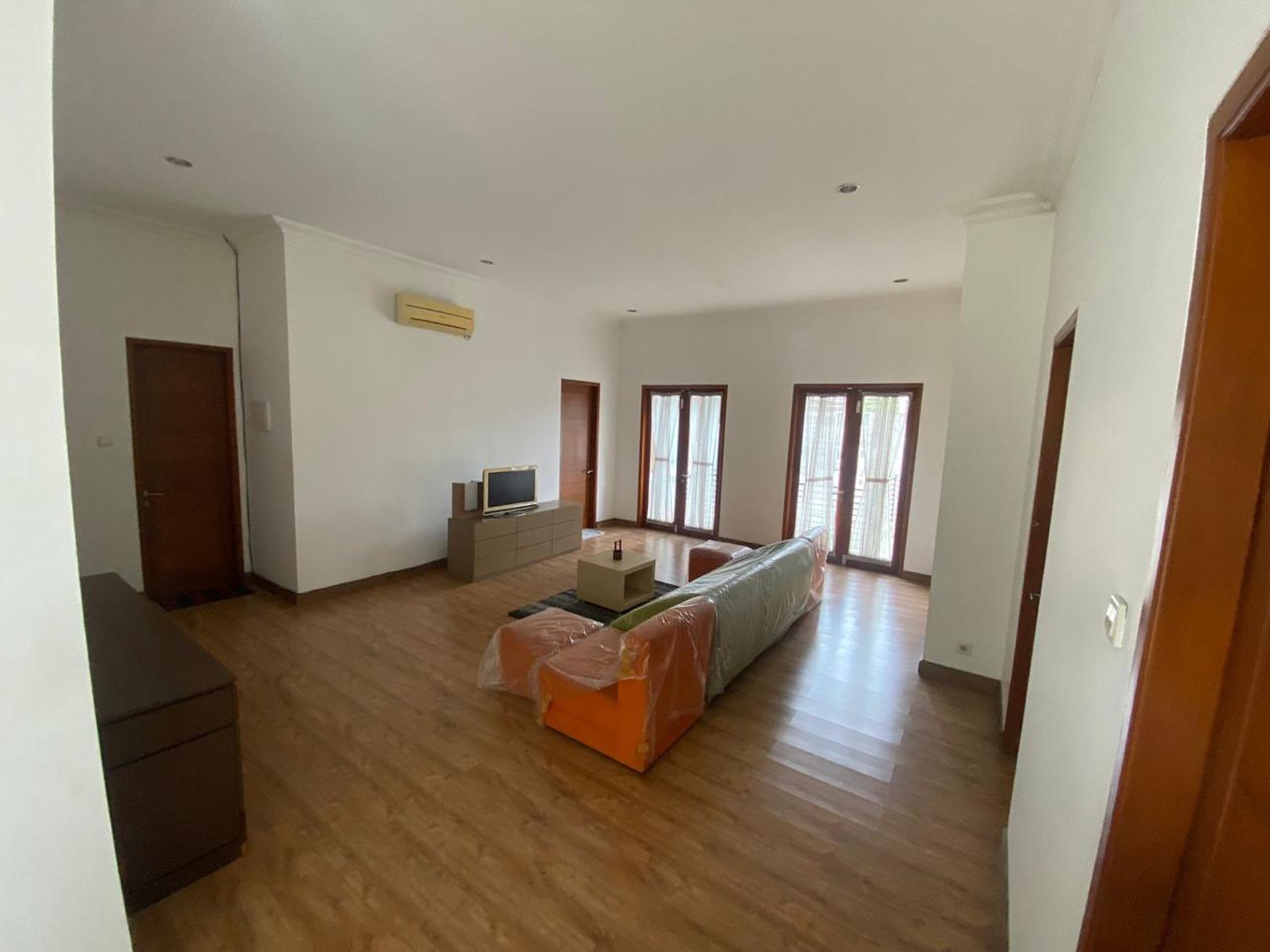 Rumah Mewah di Bintaro Luas Siap Huni SHm KT 5+1 KM 5+1