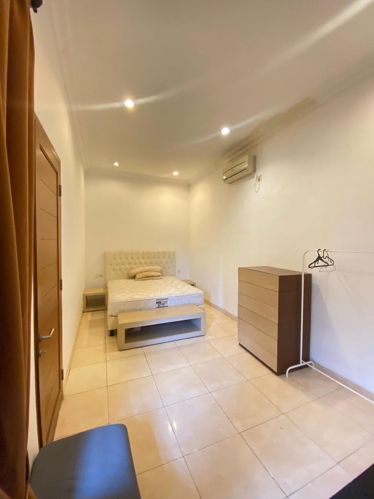 Rumah Mewah di Bintaro Luas Siap Huni SHm KT 5+1 KM 5+1