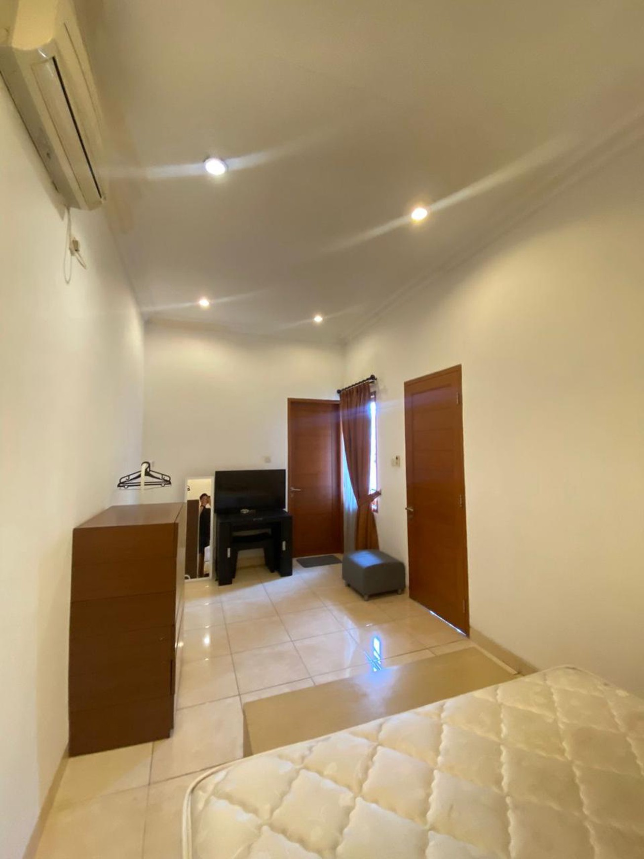 Rumah Mewah di Bintaro Luas Siap Huni SHm KT 5+1 KM 5+1