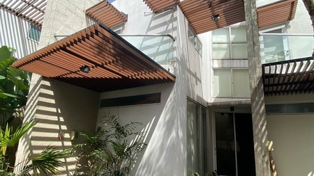 Rumah Minimalis, Lokasi strategis Bebas banjir dalam Cluster di Bintaro Sektor 9