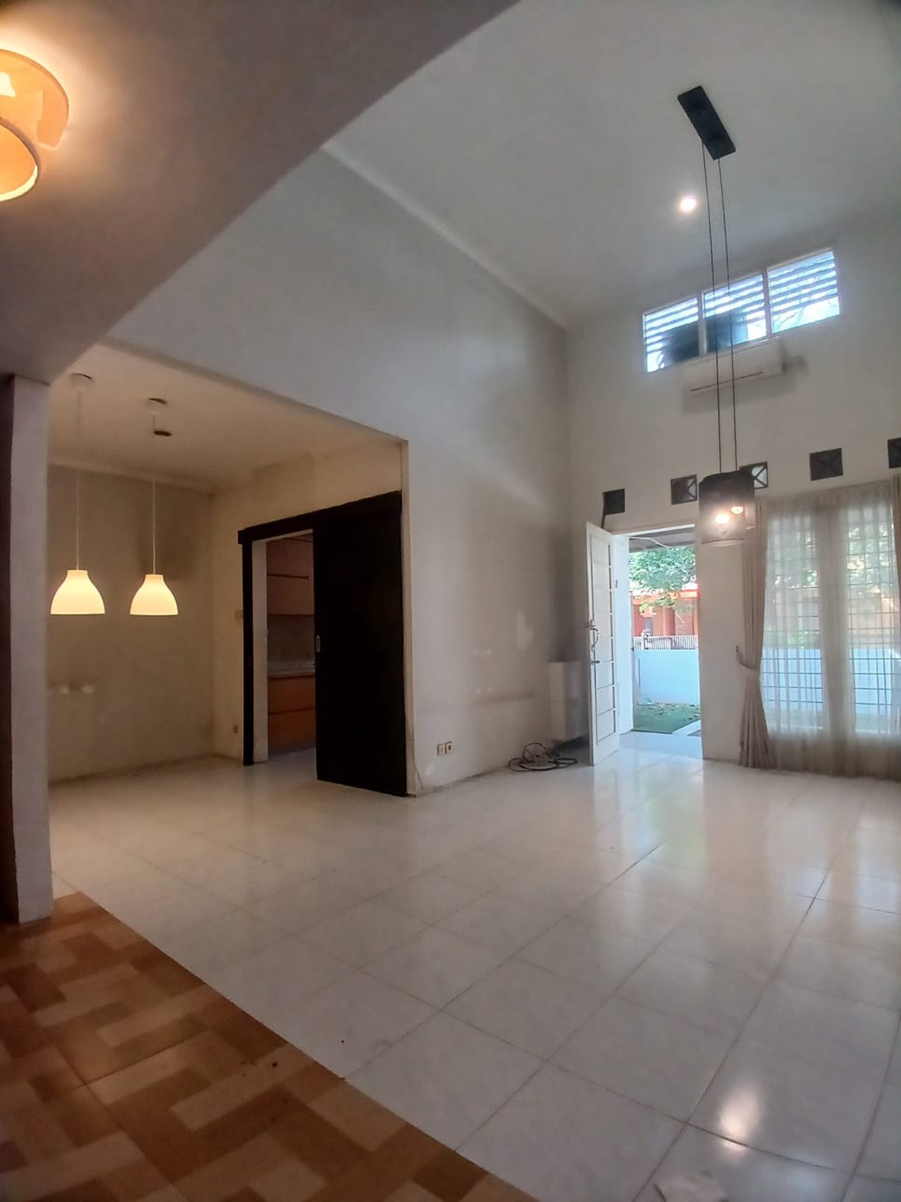 Rumah disewakan di Trulek Permata siap huni di Sektor 9