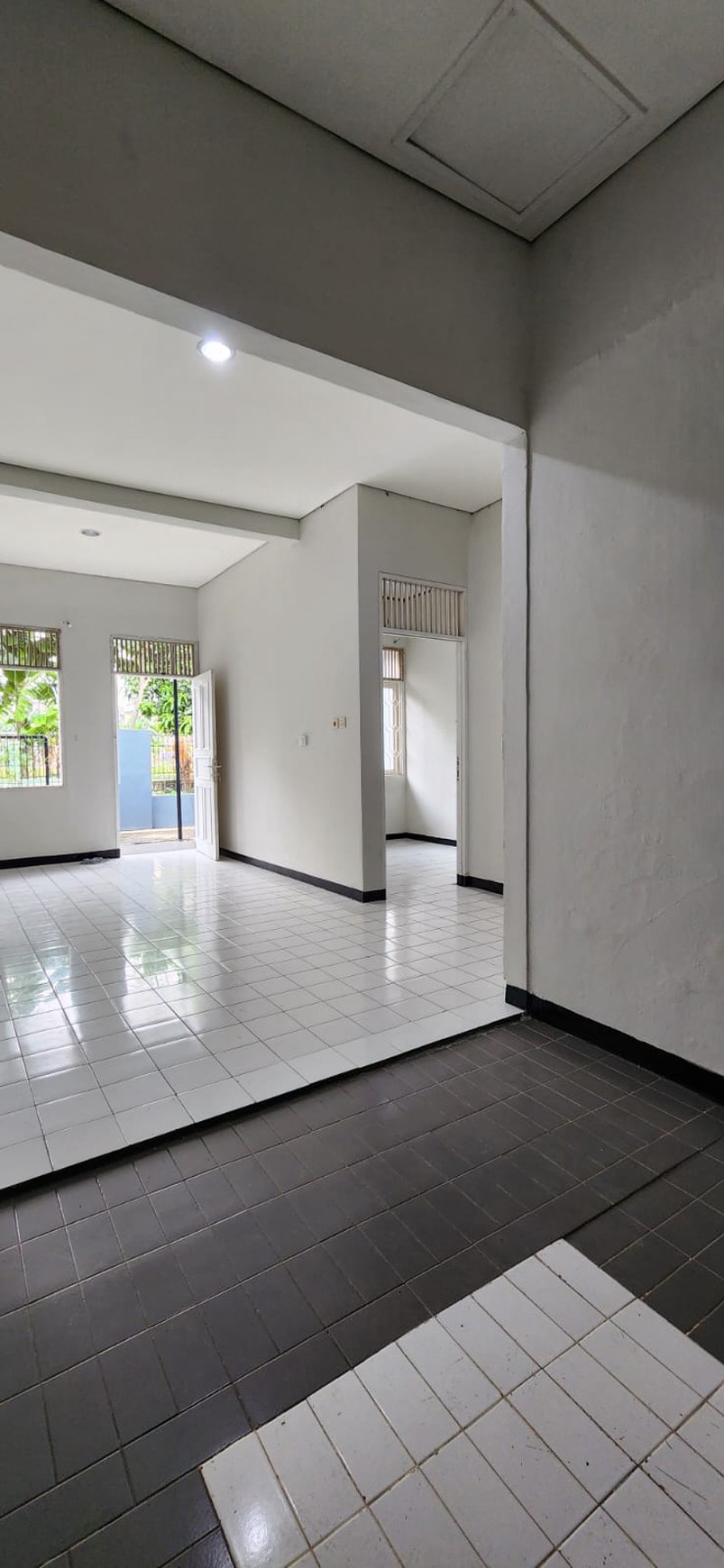 Rumah Minimalis di Griya Bintara Indah, Bekasi