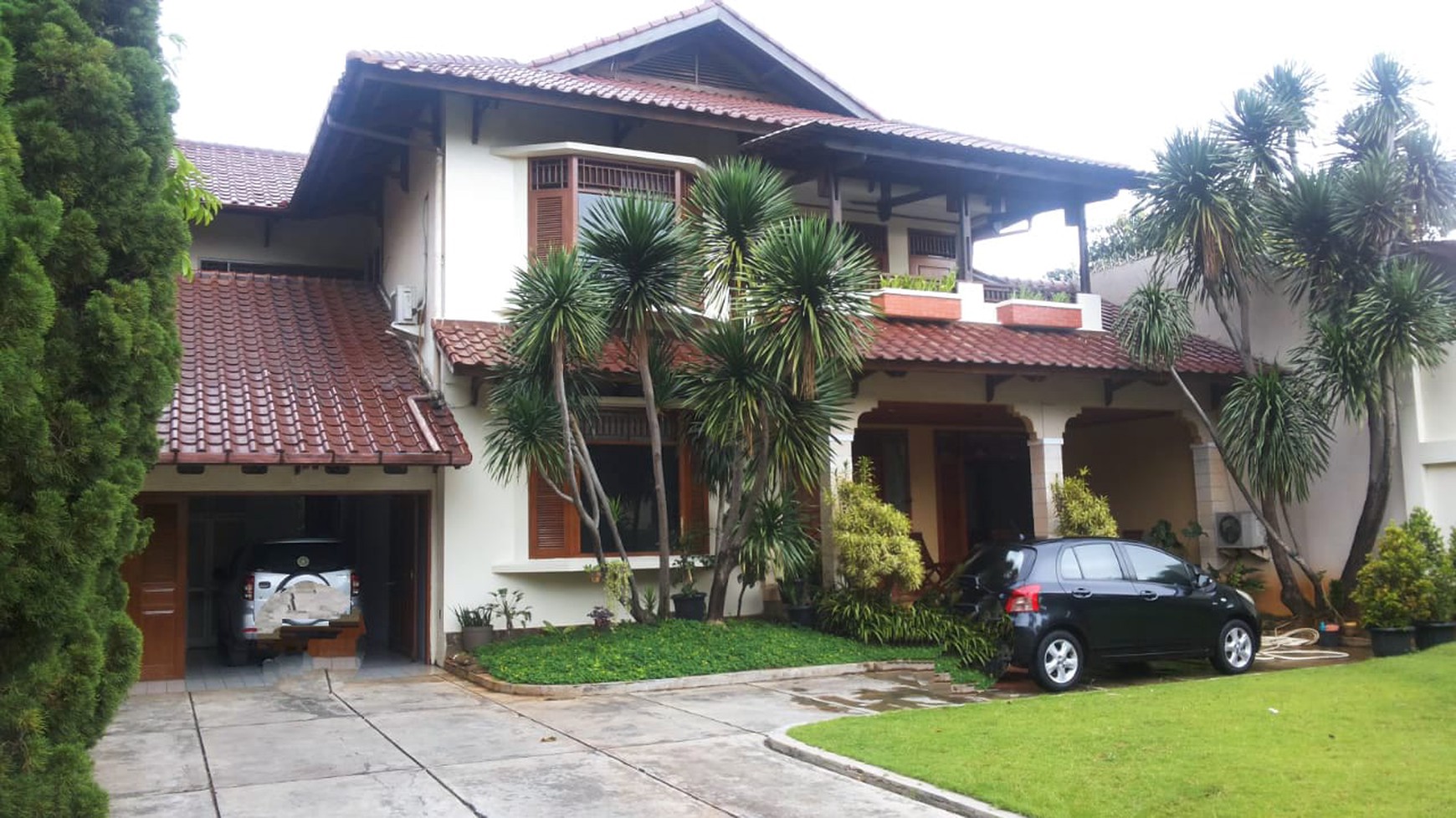Rumah ada swmiing pool ,luas tanah 850 di Cipete Jakarta Selatan