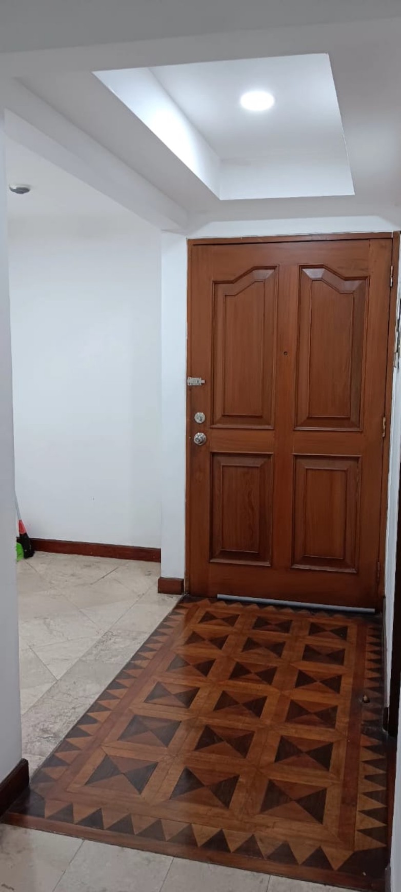 Dijual apartemen grand tropic tanjung duren, jakarta barat