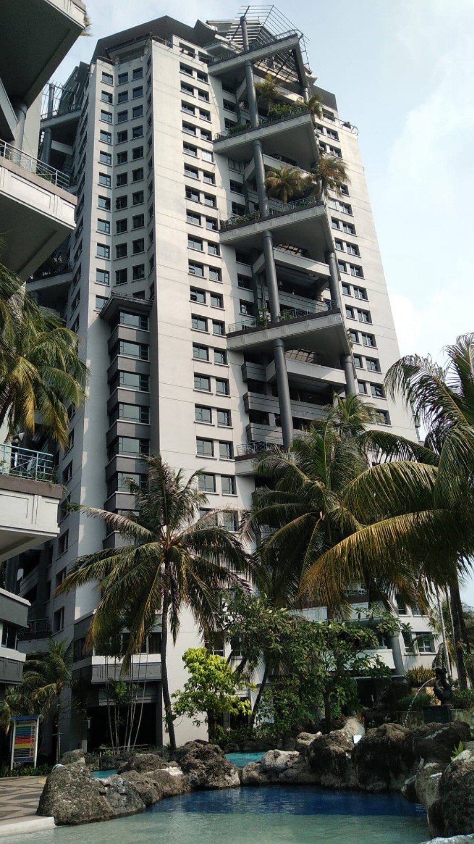 Dijual apartemen grand tropic tanjung duren, jakarta barat