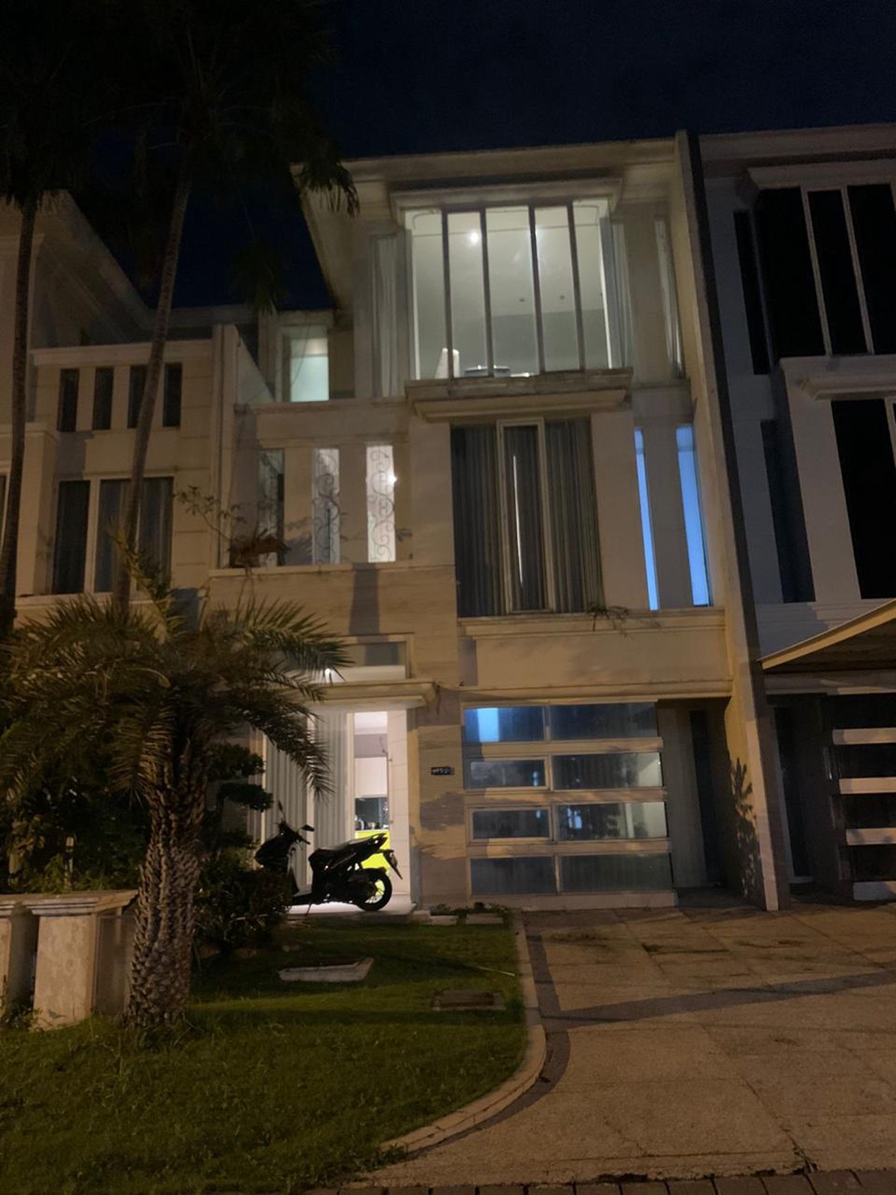 Super Langka & Super Premium THE MANSION-PAKUWON INDAH