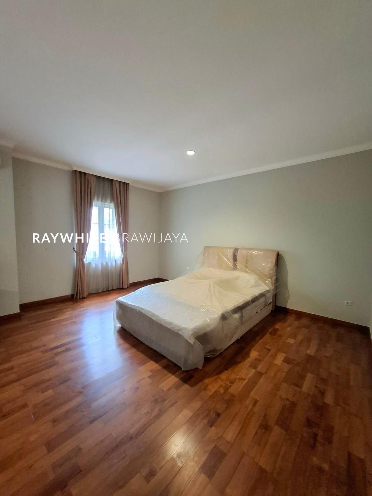 Rumah Modern Classic Dalam Cluster Marcopolo Legenda Wisata