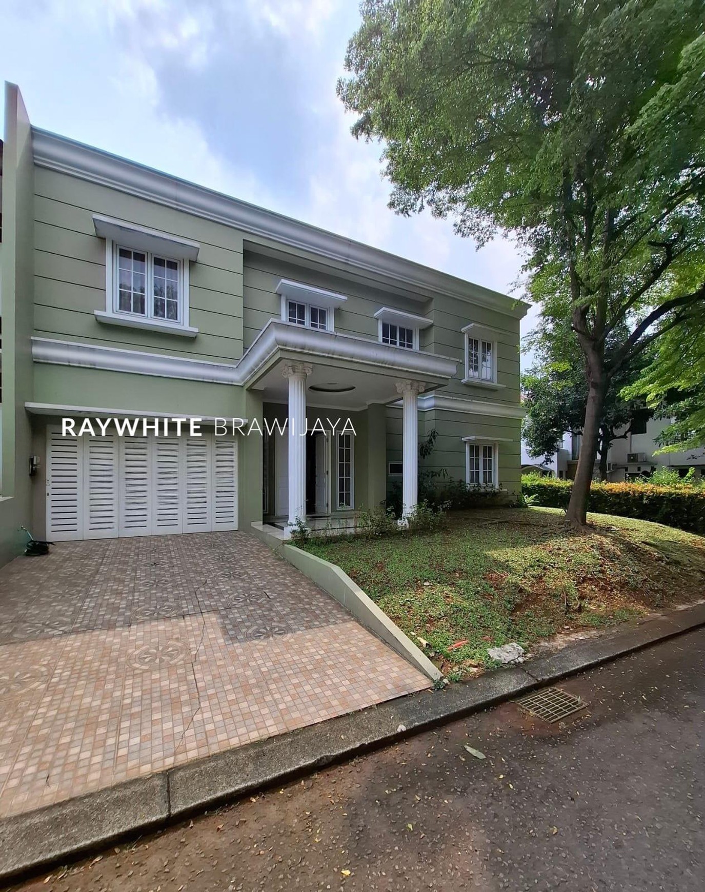 Rumah Modern Classic Dalam Cluster Marcopolo Legenda Wisata