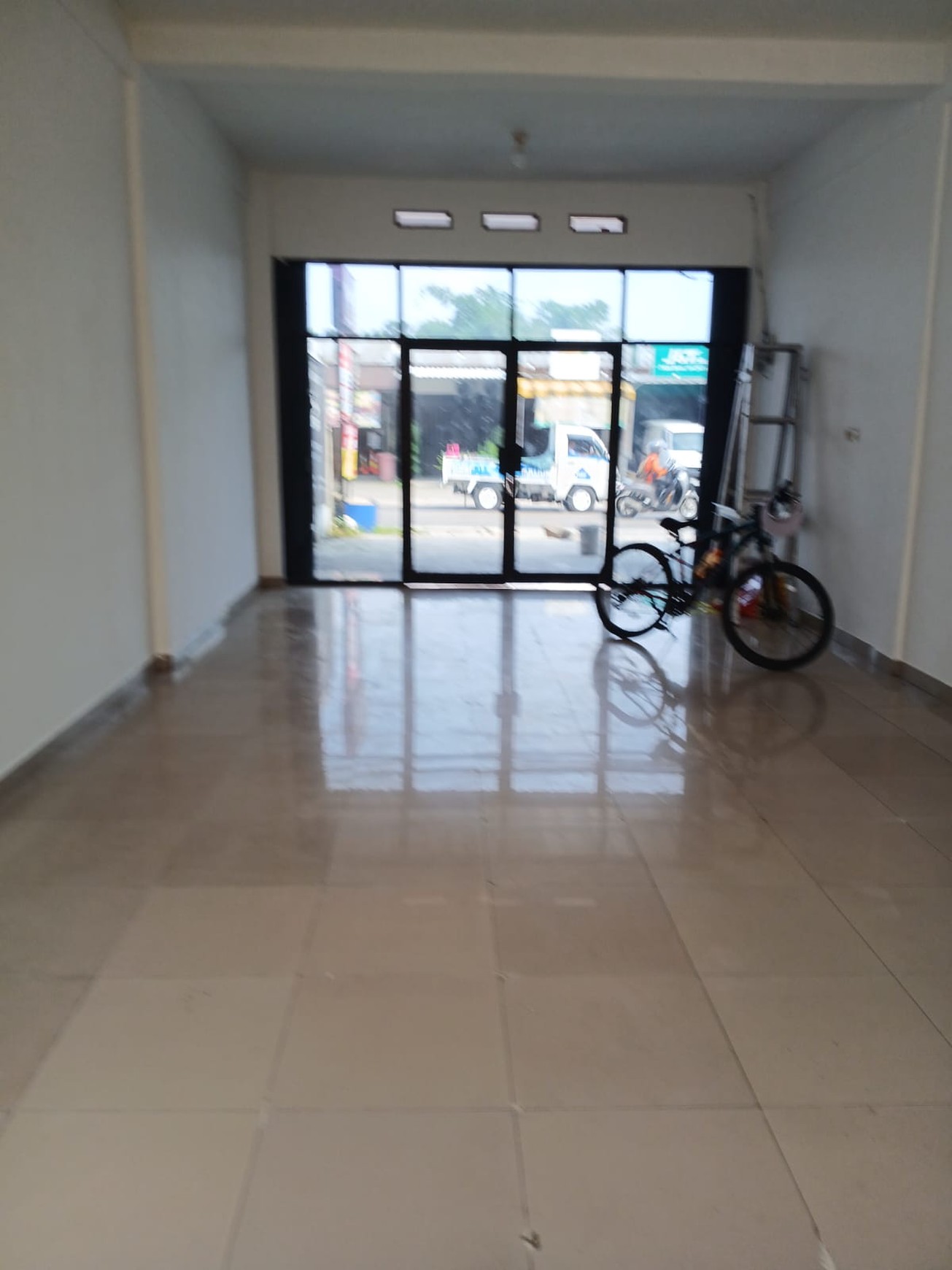 Di Sewa Ruko Siap Pakai  Lokasi Strategis @Pondok Aren, Tangeran Selatan