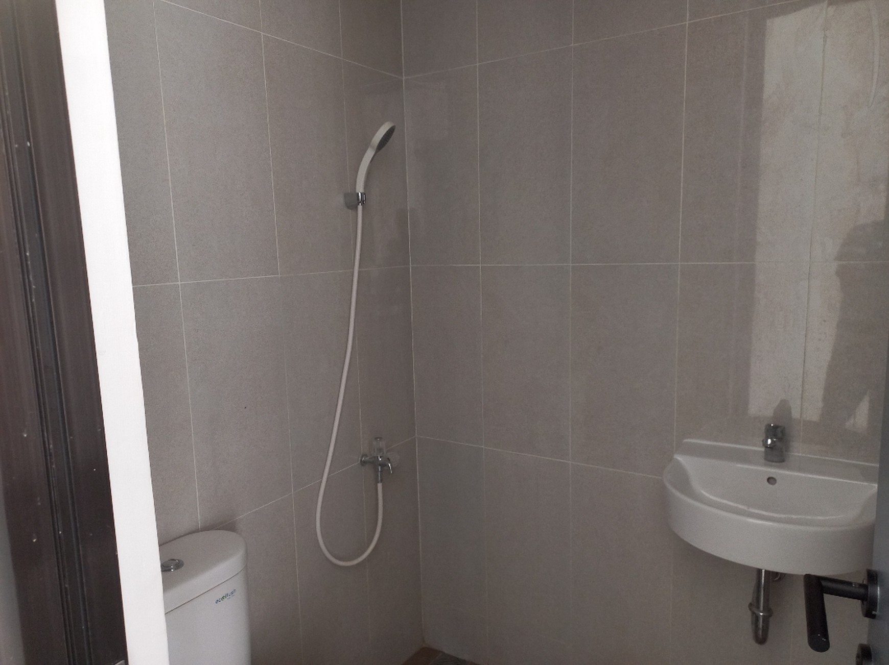 Rumah strategis di metland cibitung cluster barcelona cove