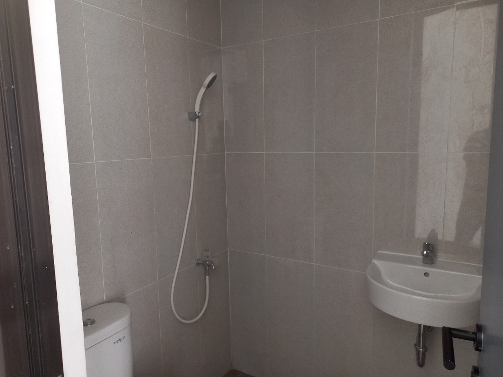 Rumah strategis di metland cibitung cluster barcelona cove