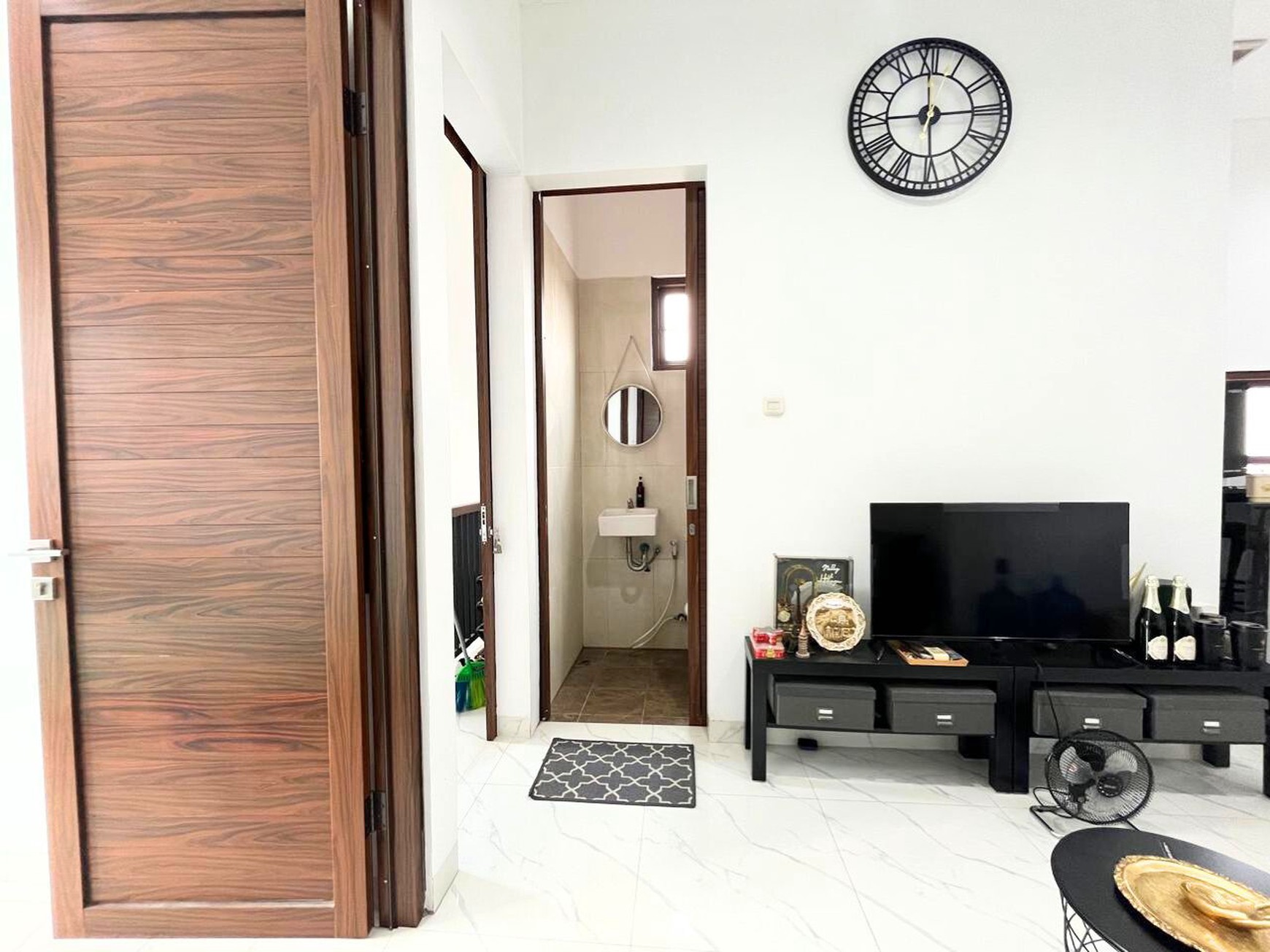 Rumah Minimalis 3 Lantai di Tebet Barat