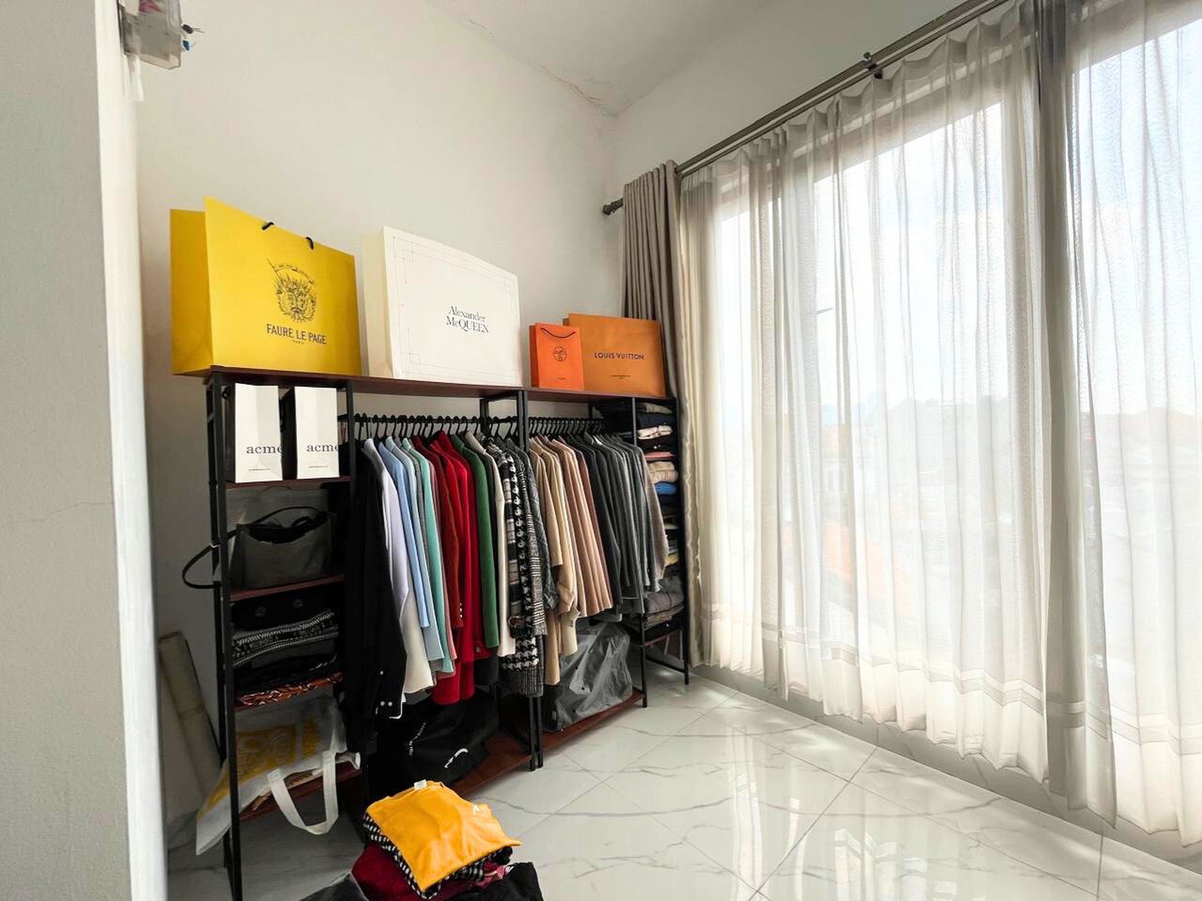 Rumah Minimalis 3 Lantai di Tebet Barat