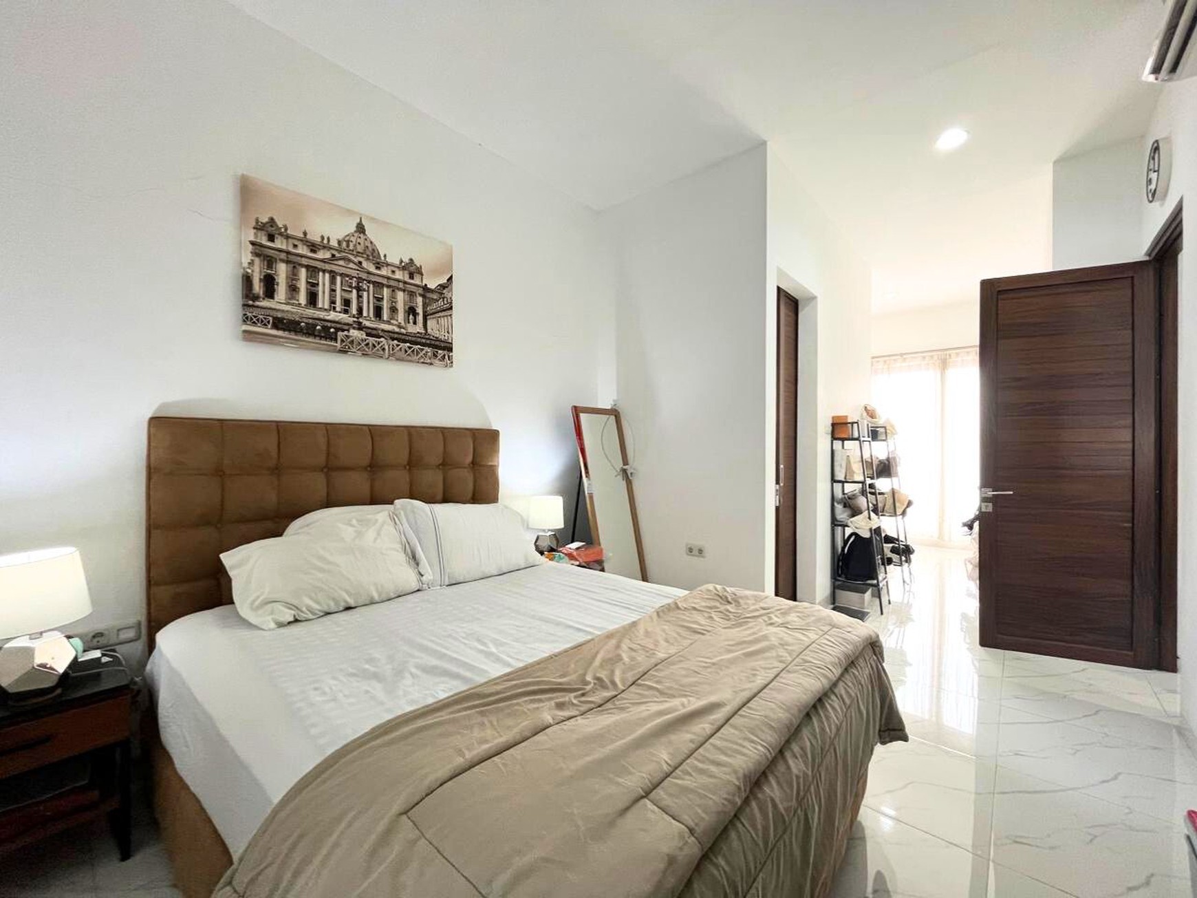 Rumah Minimalis 3 Lantai di Tebet Barat