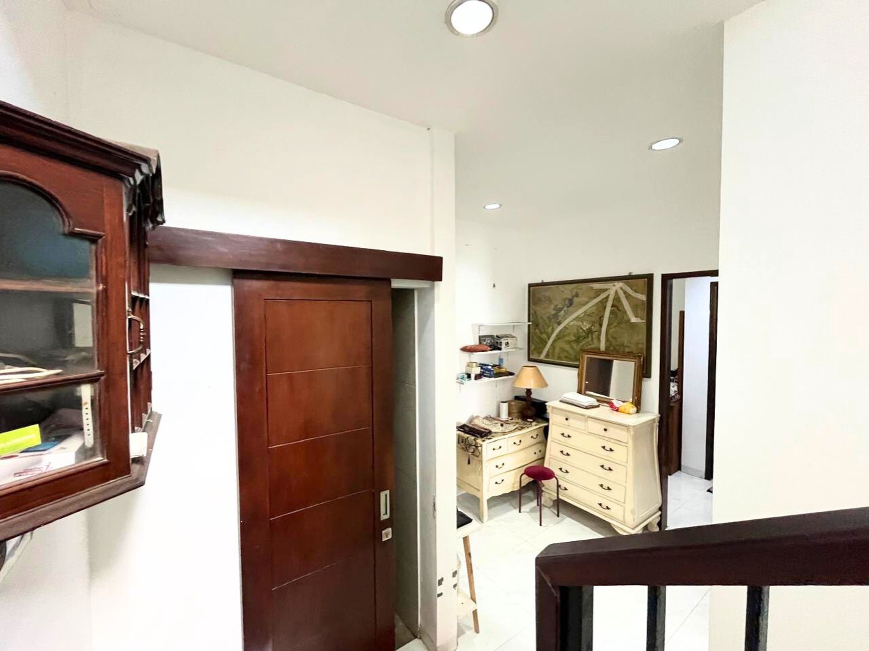 Rumah Minimalis 3 Lantai di Tebet Barat