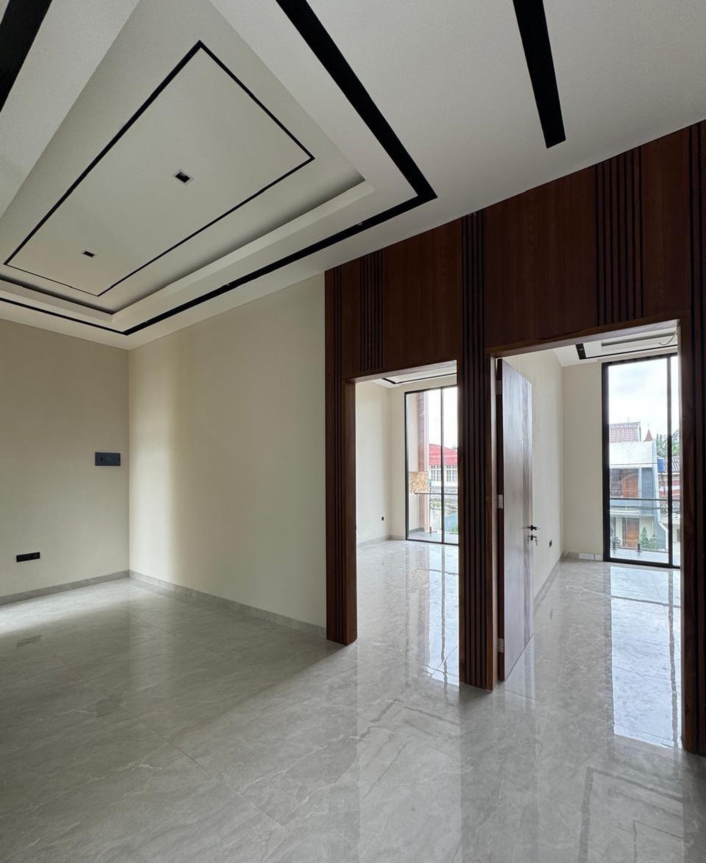 Dijual Rumah Mewah di Kawasan Senen Jakarta Pusat, Dilengkapi Rooftop City View dan Pool