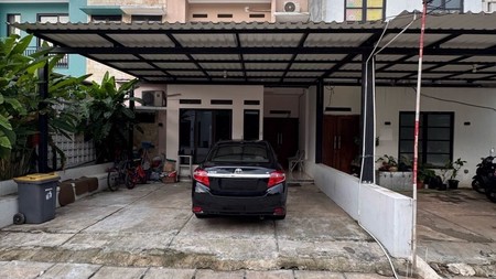 Rumah 2 Lantai, bebas banjir, lokasi strategis di Ciputat