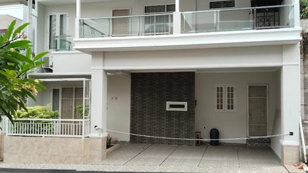 Dijual Rumah Sangat Mewah di Grand Jagakarsa