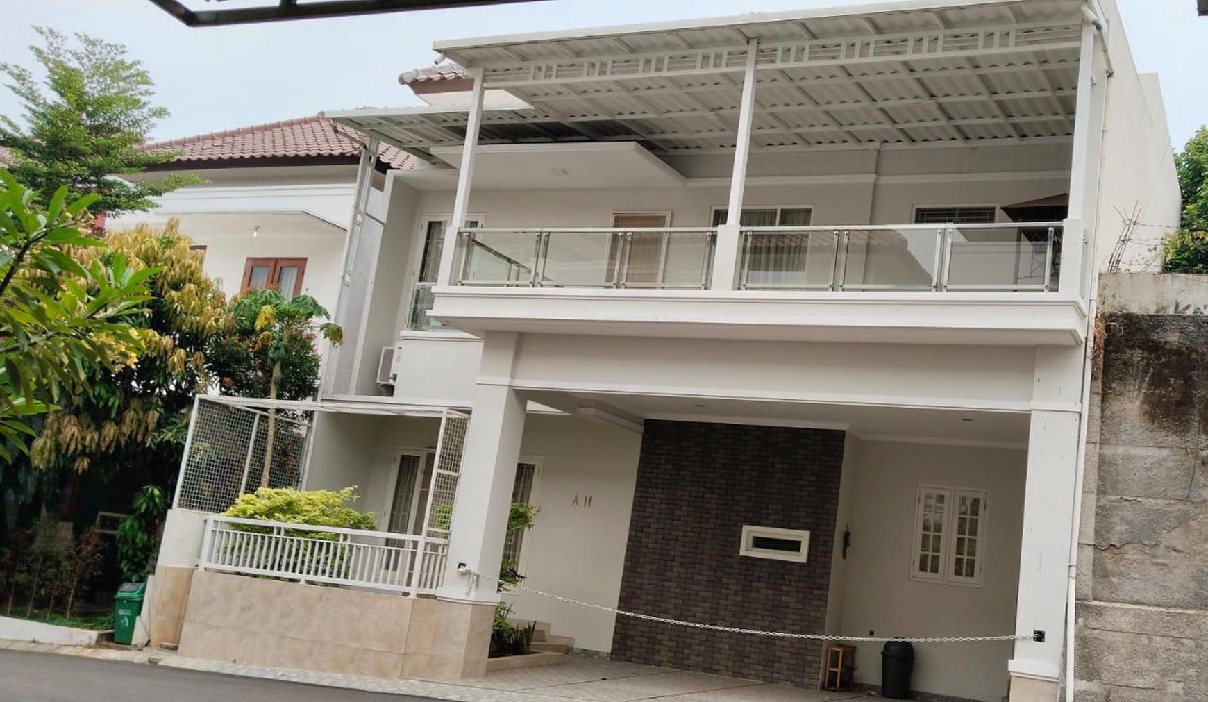 Dijual Rumah Sangat Mewah di Grand Jagakarsa