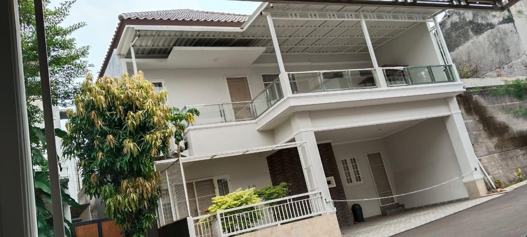 Dijual Rumah Sangat Mewah di Grand Jagakarsa
