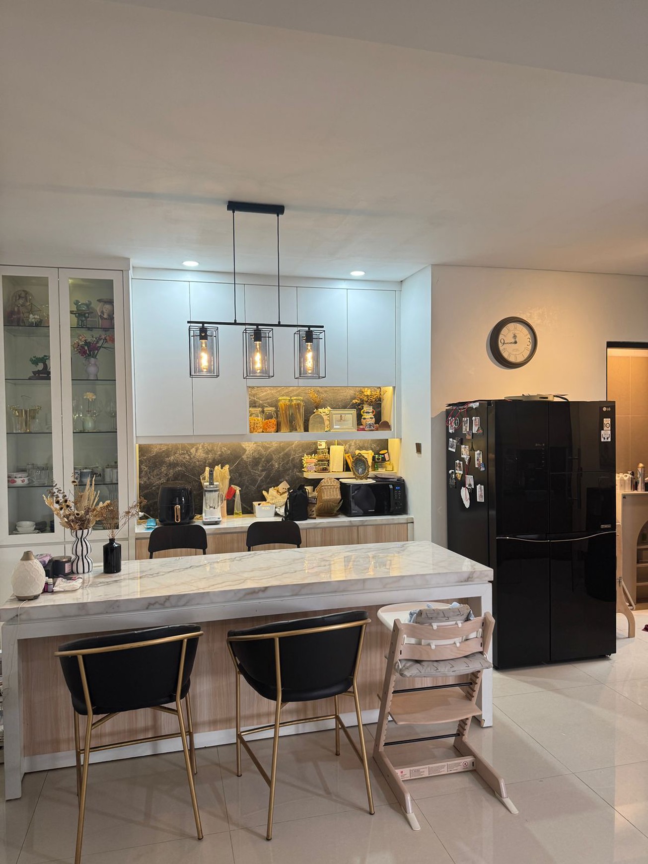 Dijual Rumah Minimalis Full Furnished di Taman Pesona Kebembem Townhouse, Jagakarsa