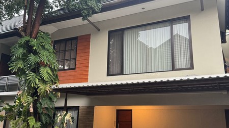 Dijual Rumah Minimalis Full Furnished di Taman Pesona Kebembem Townhouse, Jagakarsa