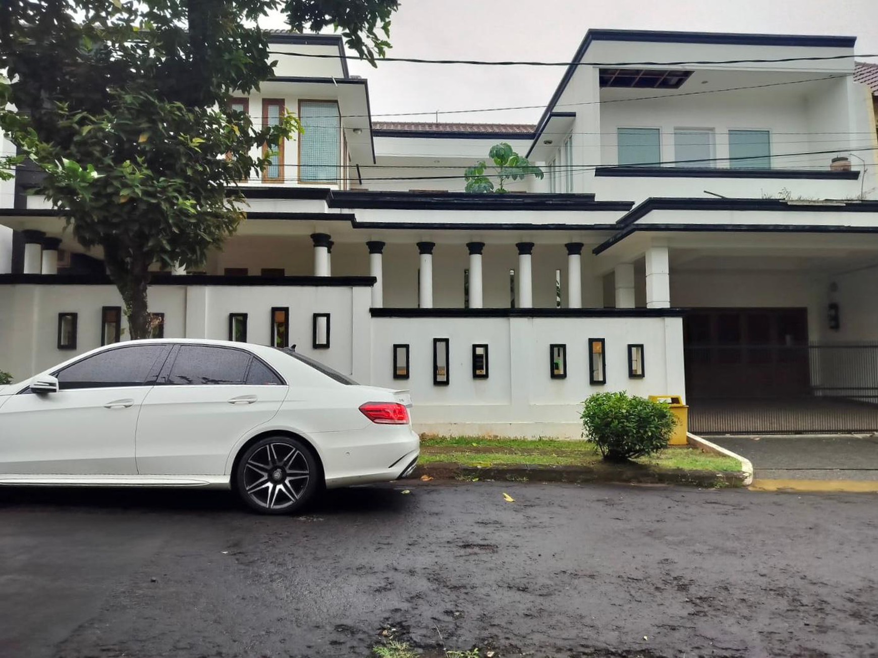  Dijual Rumah Mewah Furnished & Siap Huni di Kawasan Eksklusif Pesona Khayangan, Margonda